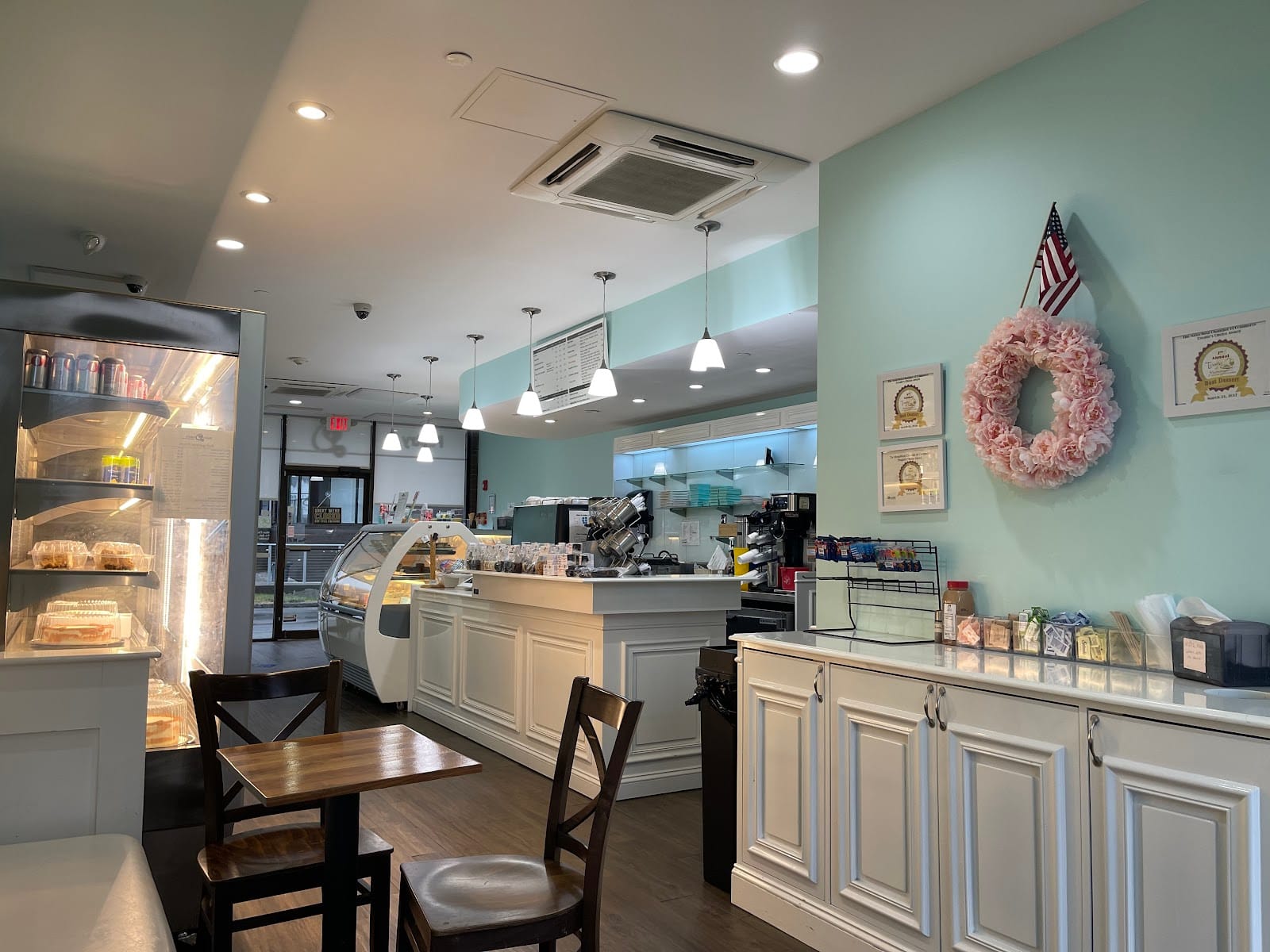 Dulce D Leche Gelato Cafe