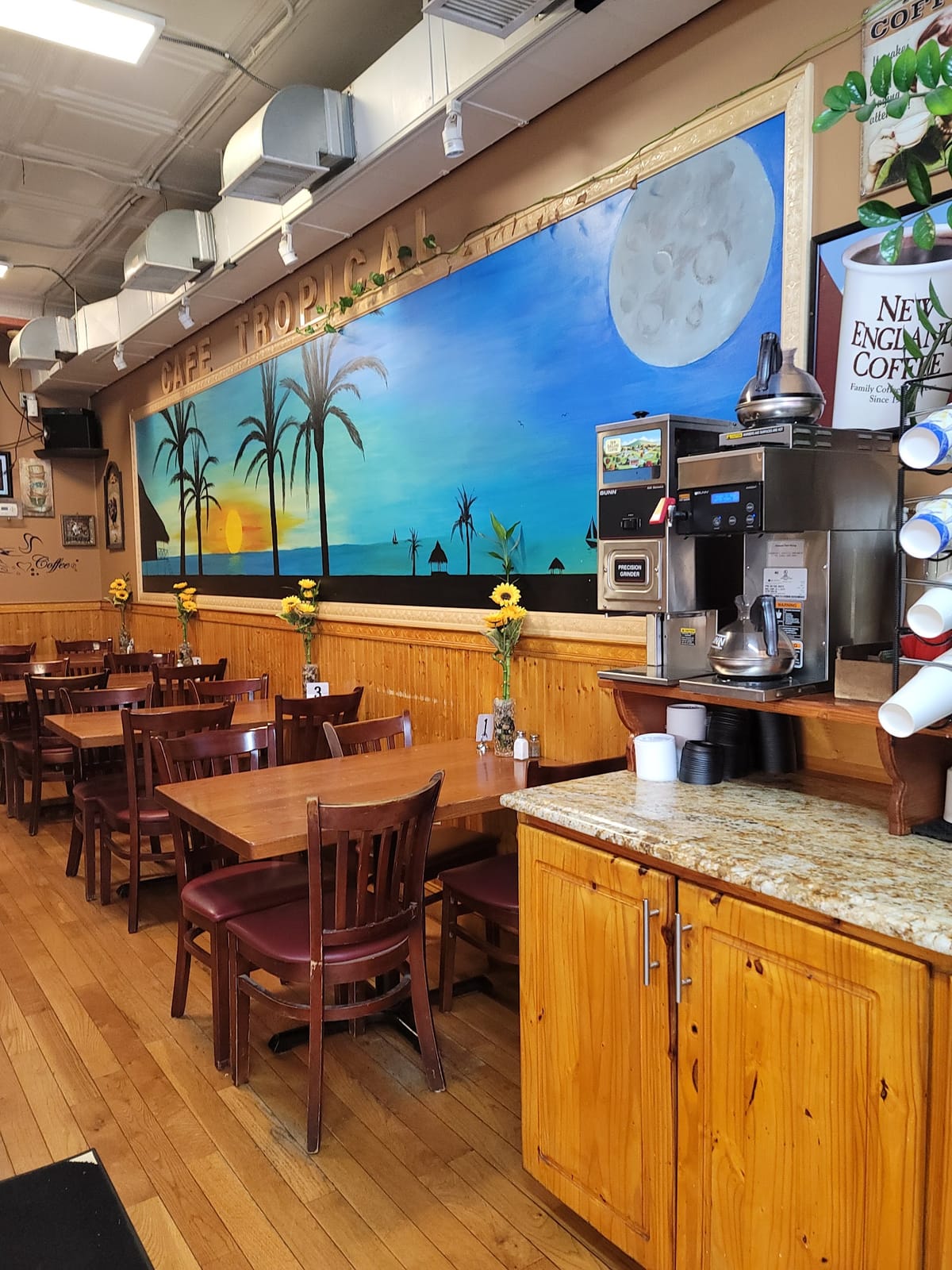 Cafe Tropical Restaurant
