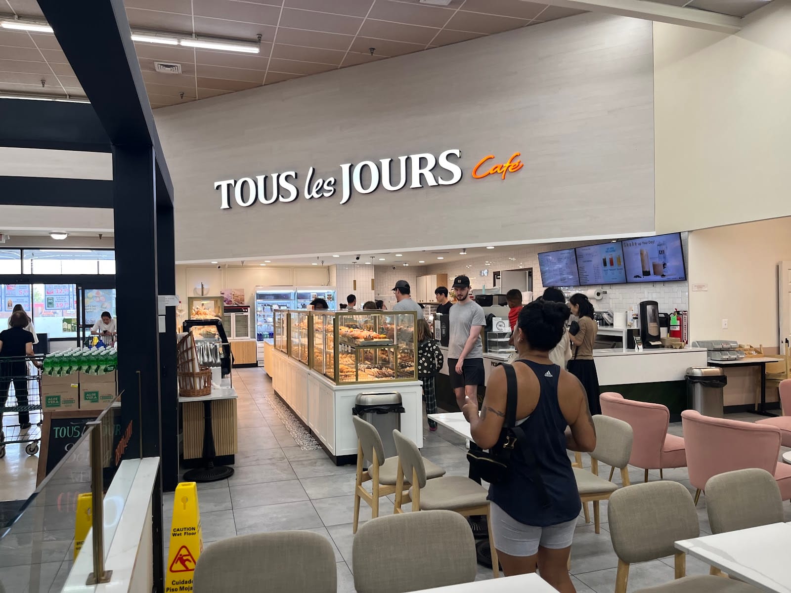 Tous les Jours Bakery Café - Germantown