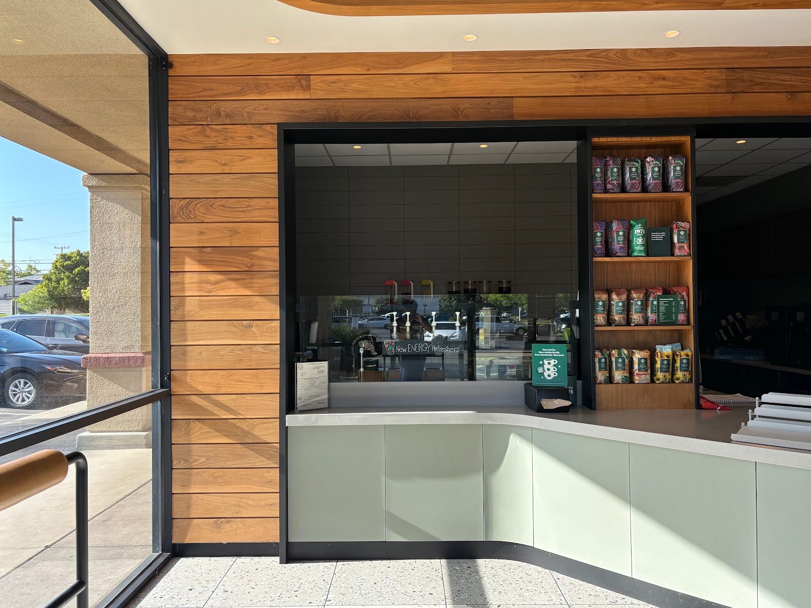Starbucks® Pick Up