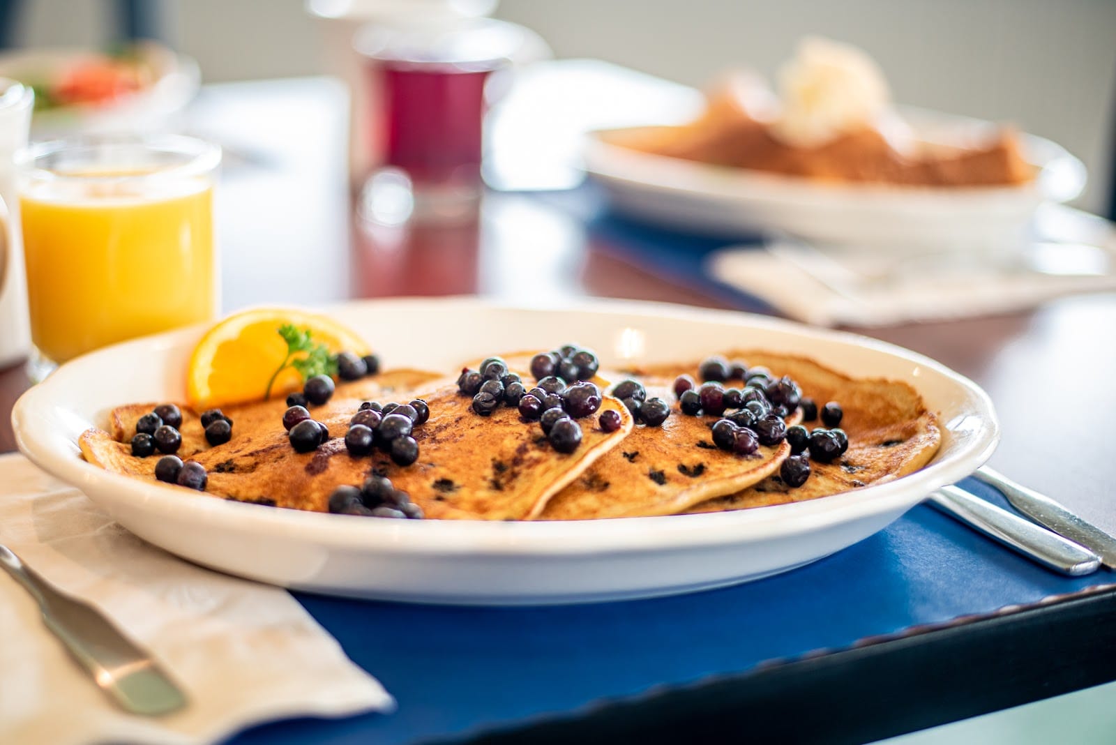 Oceanfront Breakfast Café at Atlantis