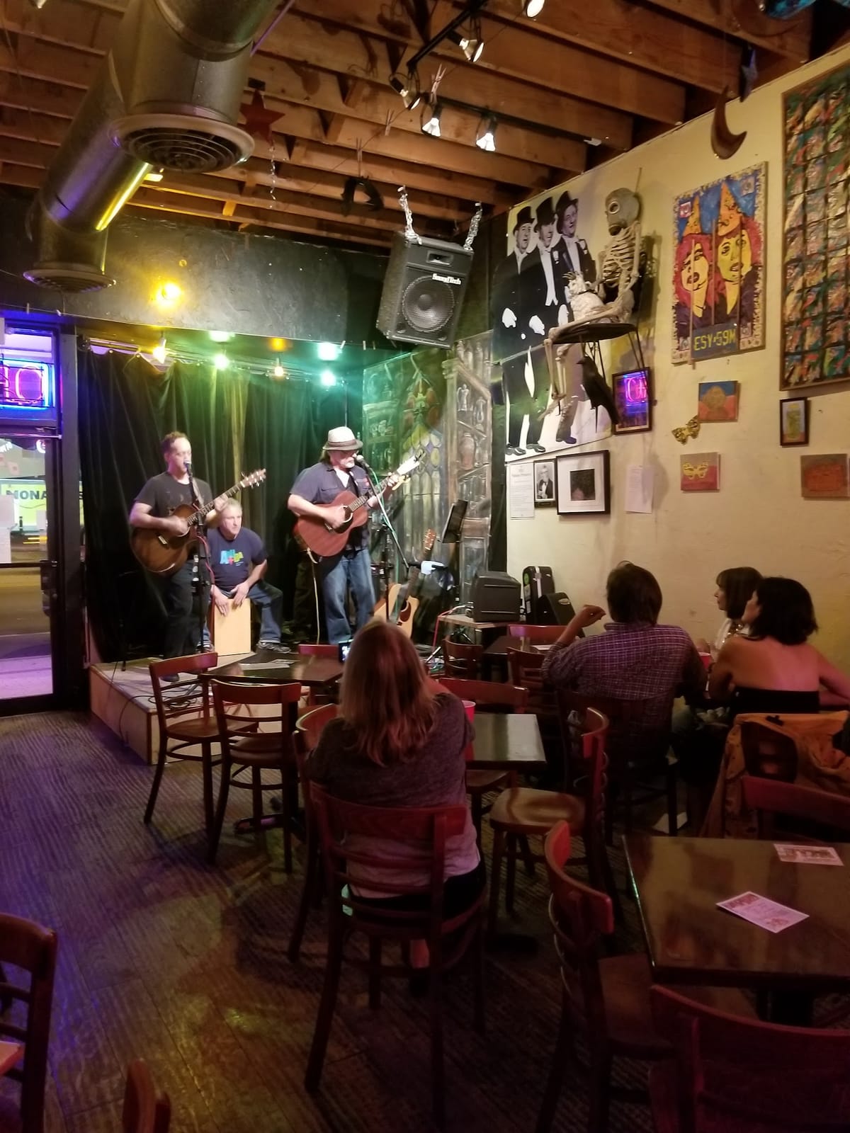 Luna Star Cafe