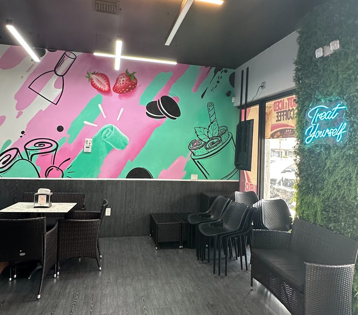 -4 Degrees Cafe - Best Ice Cream in West Palm Beach