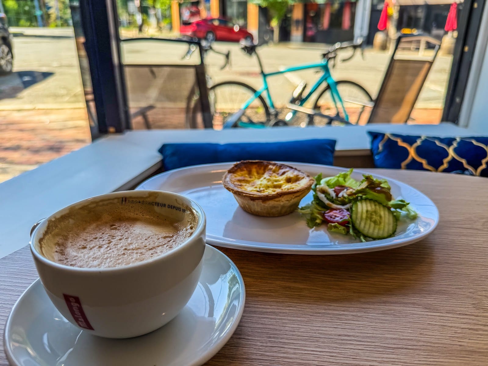 Mes Amis French Cafe