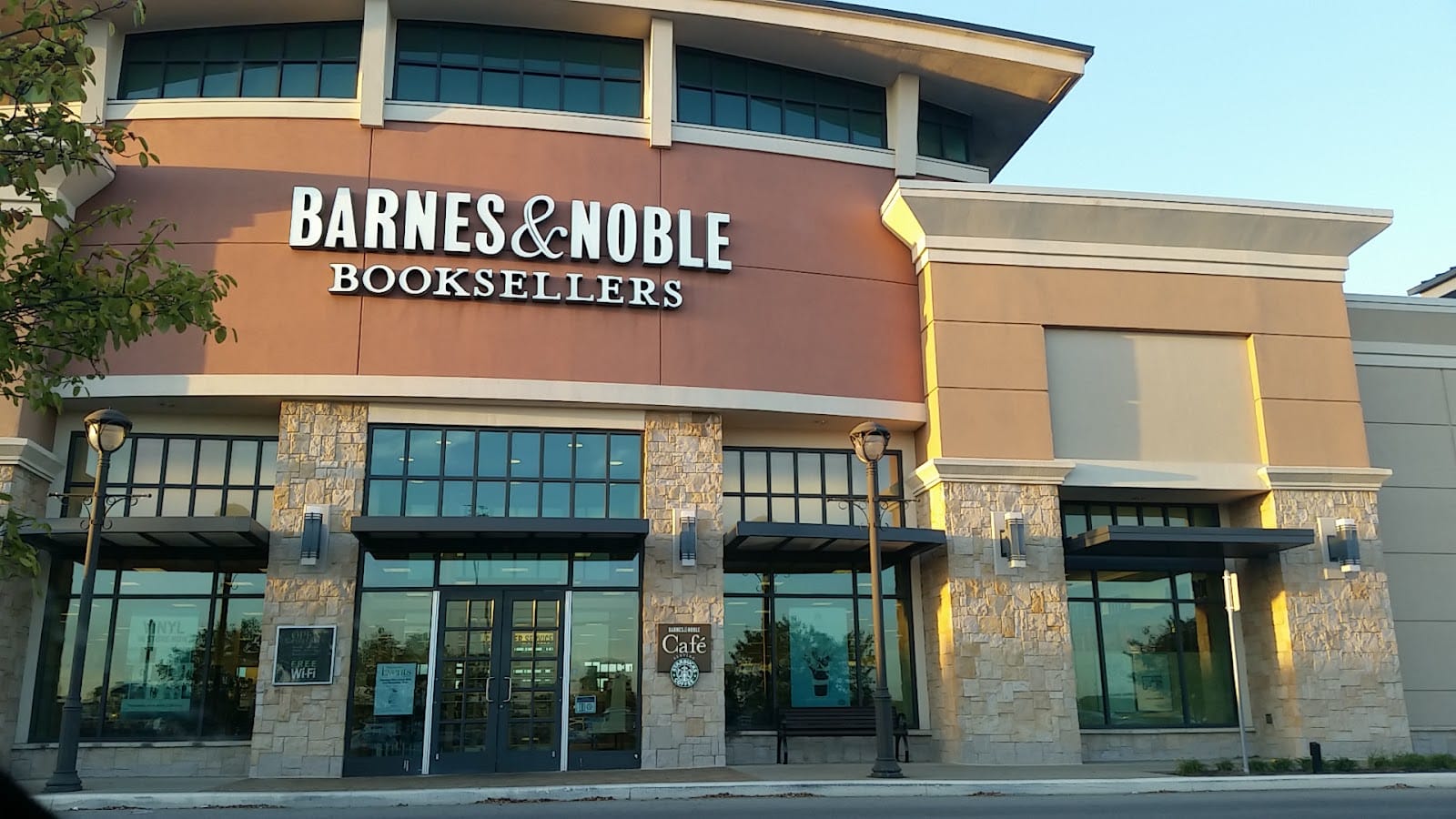 Barnes & Noble