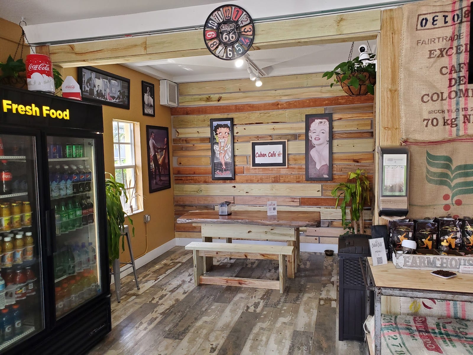 Cuban Cafe Art Park Young Circle