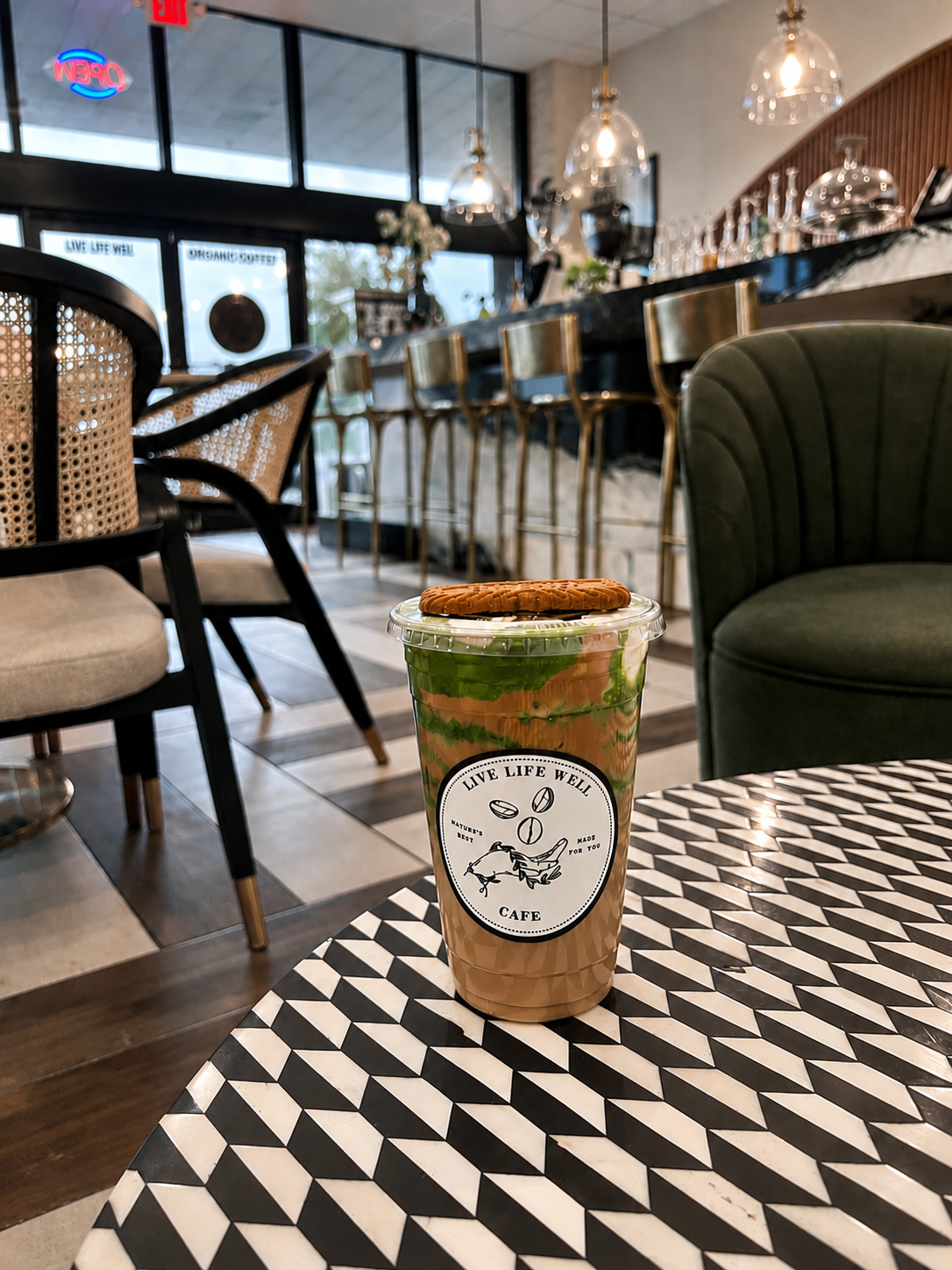 Live Life Well Salon/Cafe/Spa