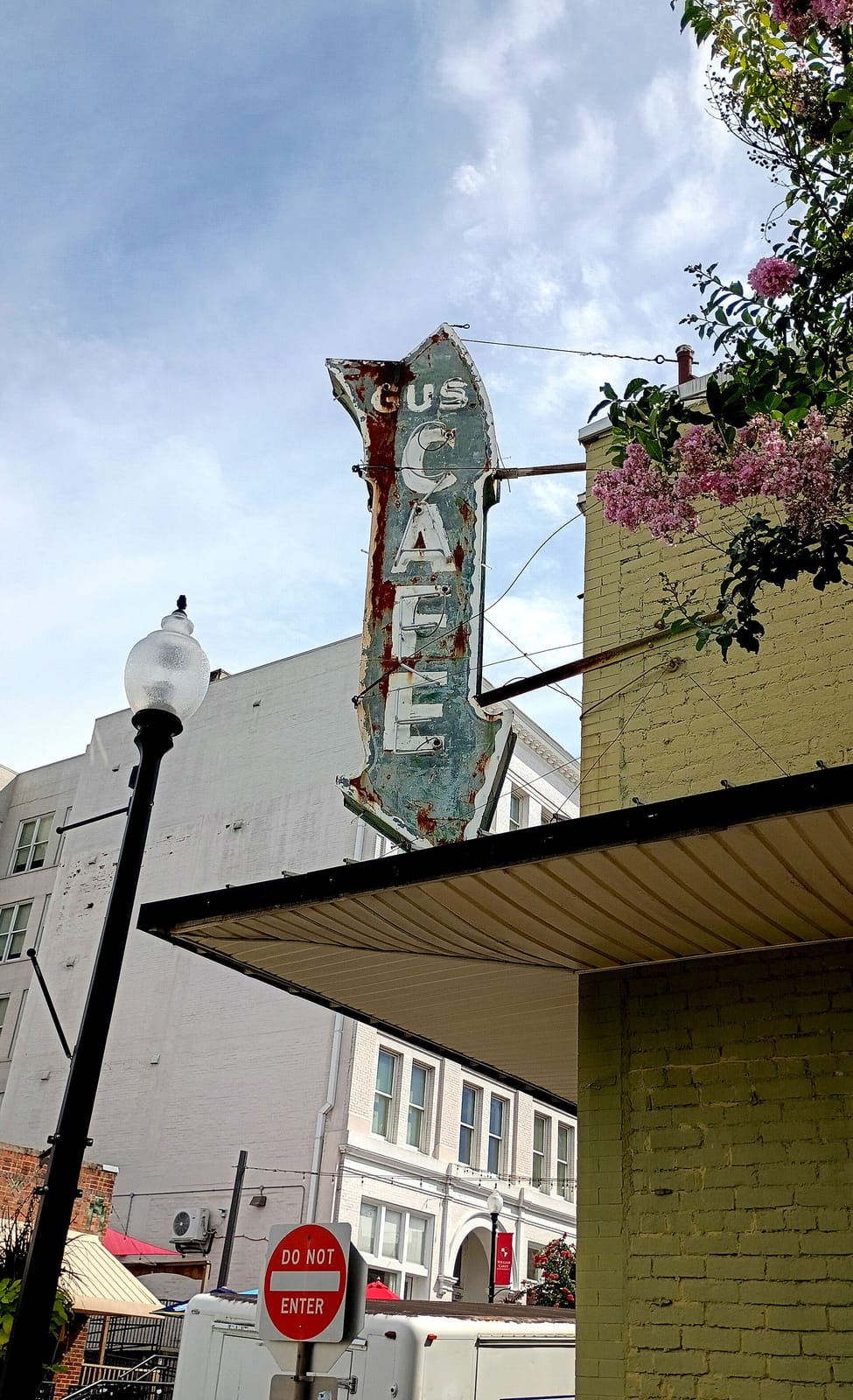 eYrthBeat Coffee Company photo 2