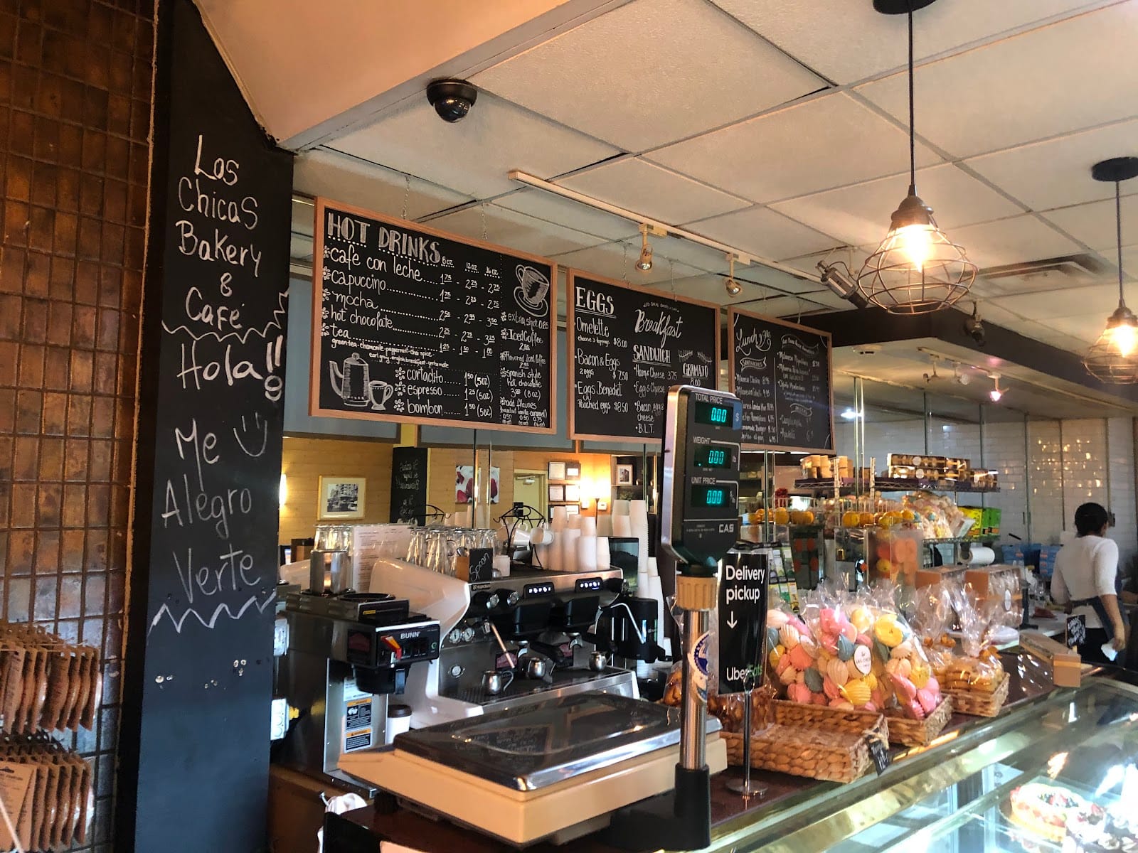 Las Chicas Bakery & Cafe