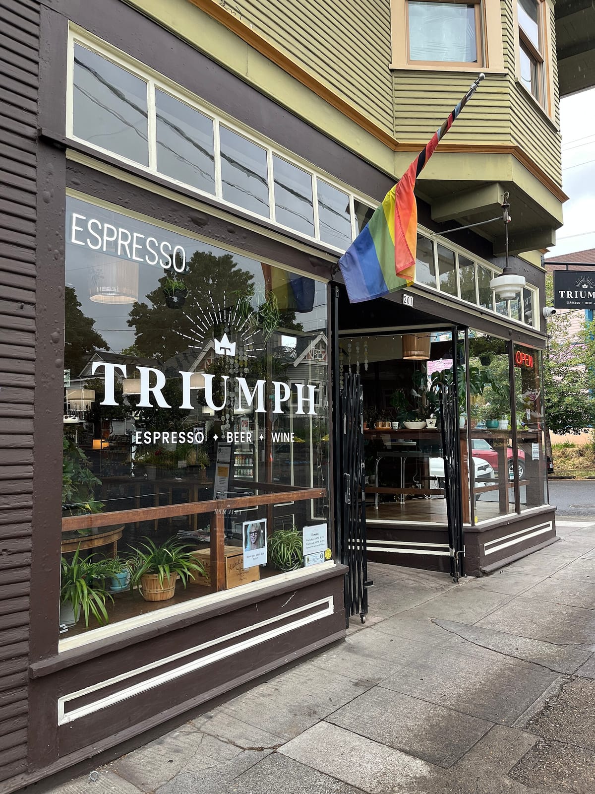 Triumph Coffee photo 4