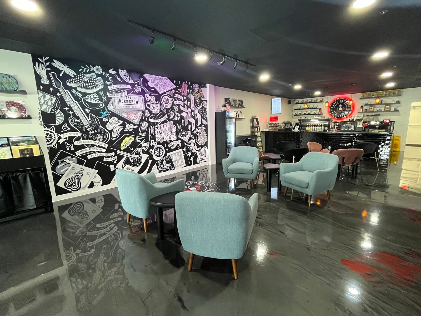 Romeo Records & Cafe photo 4