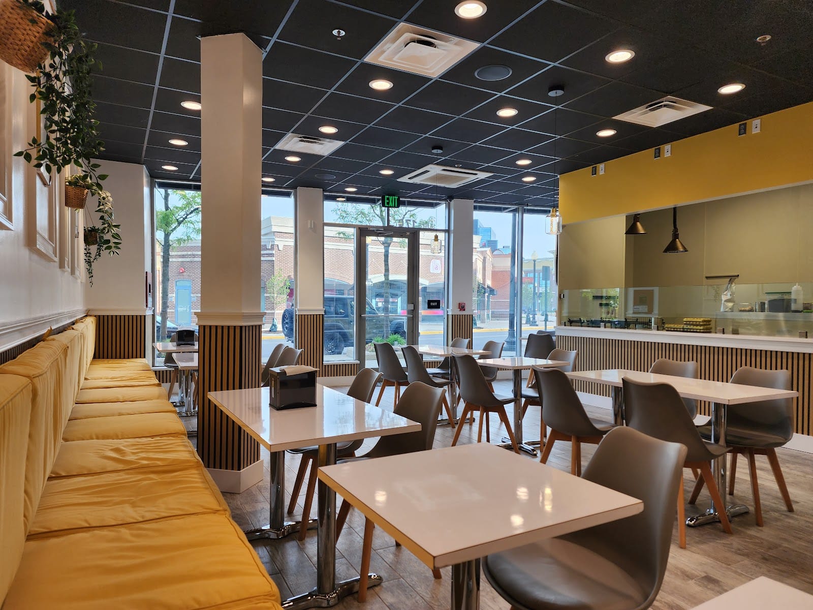Fluffy Fluffy Cafe - Schaumburg