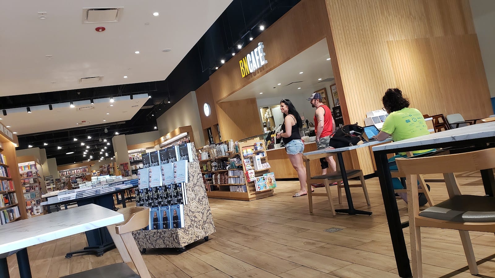 Barnes & Noble Café