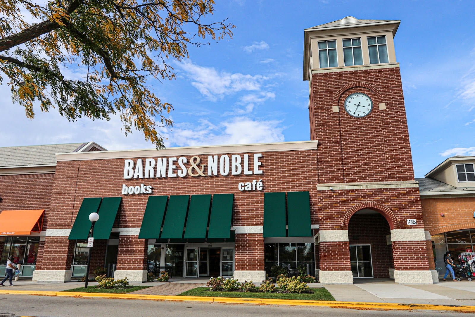 Barnes & Noble