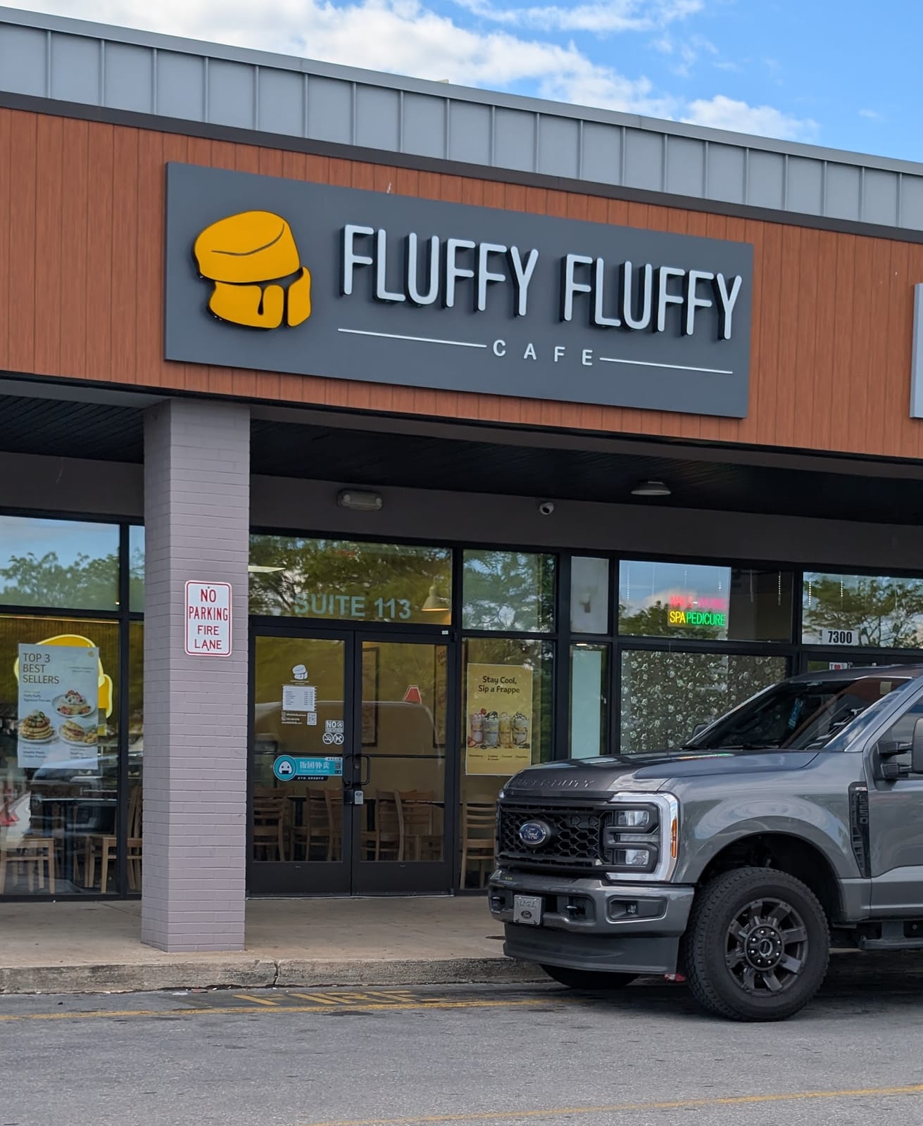 Fluffy Fluffy Cafe