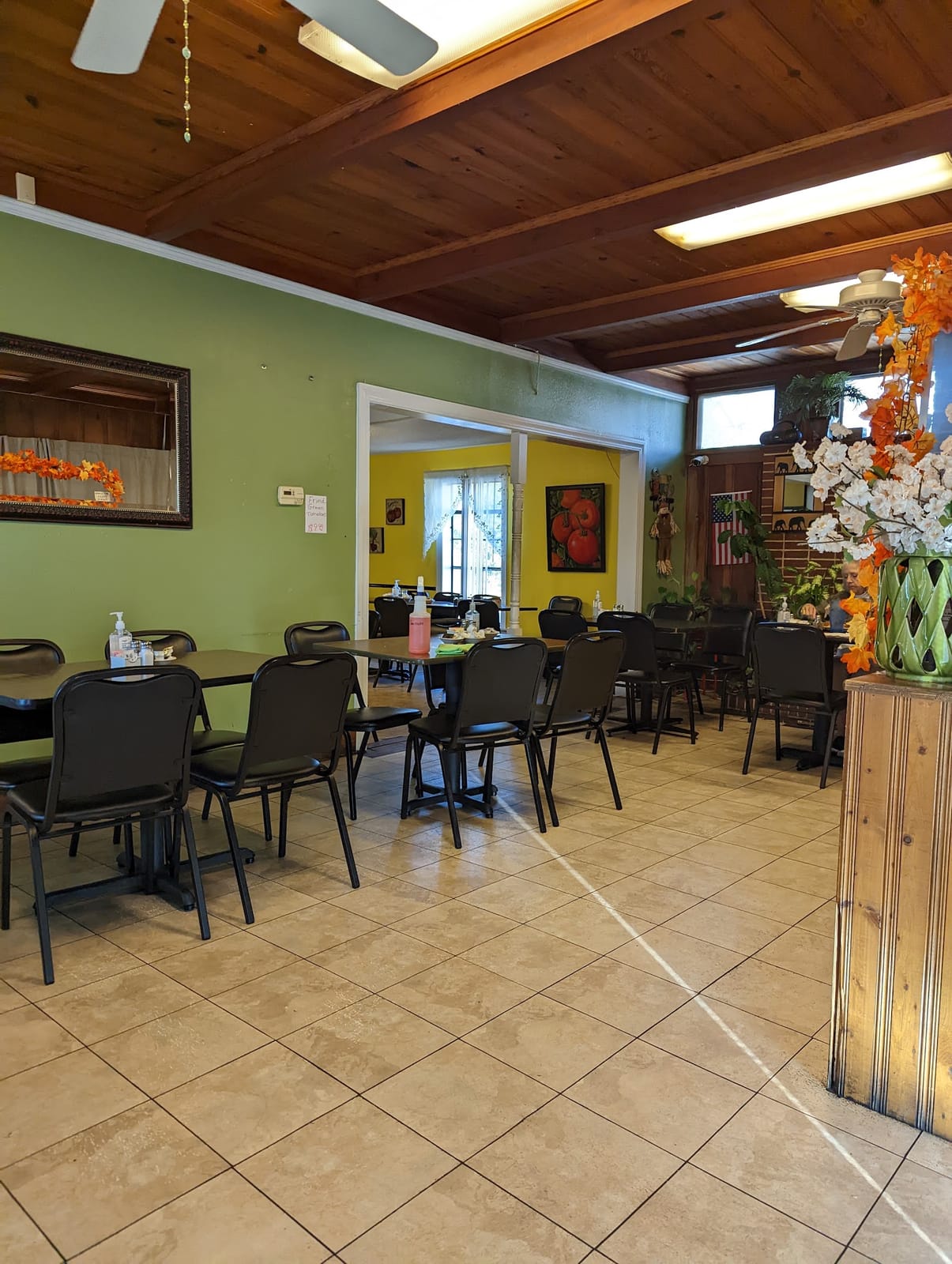 Higdon Square Cafe
