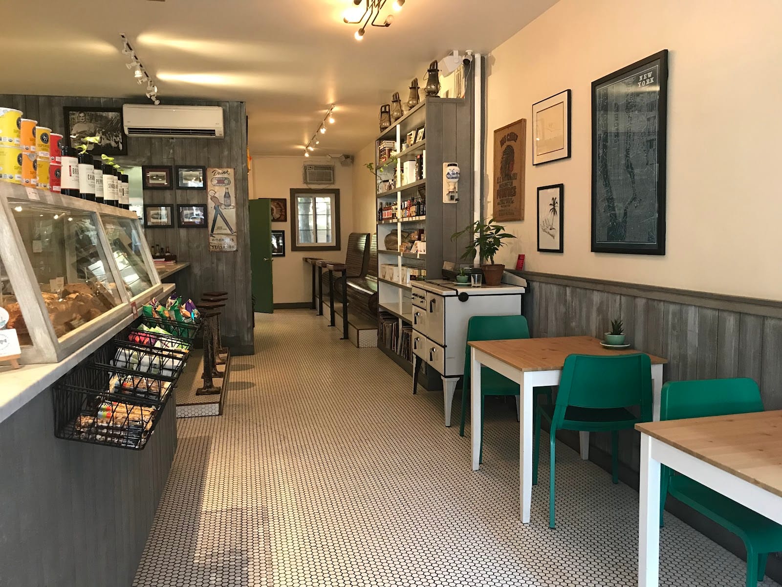 Brookside Market Cafe & Bistro