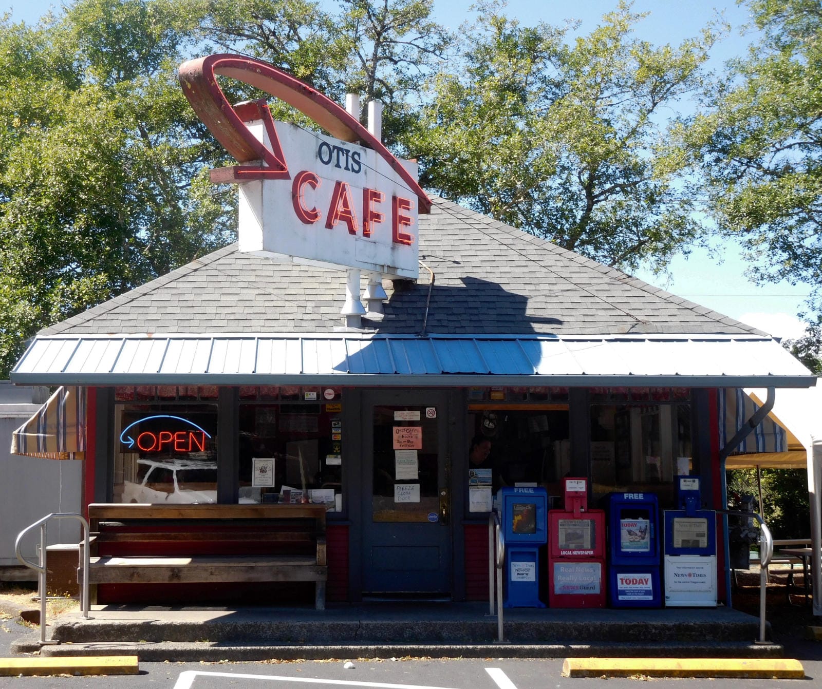 Otis Cafe