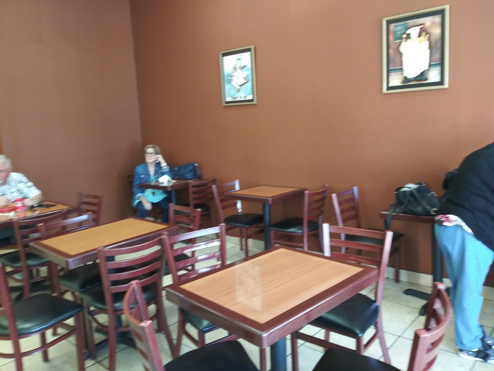 Kutan Bakery Cafe