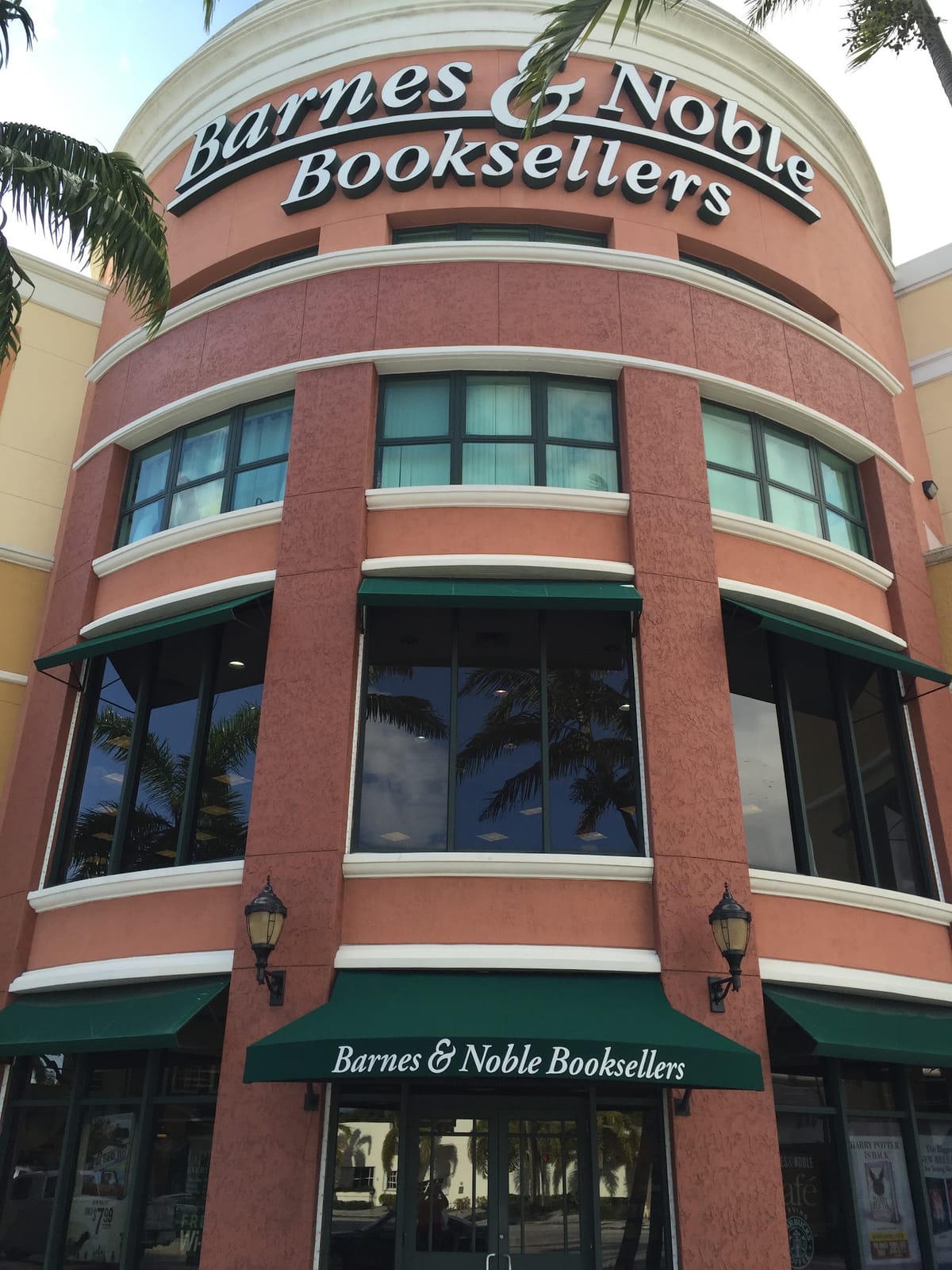 Barnes & Noble