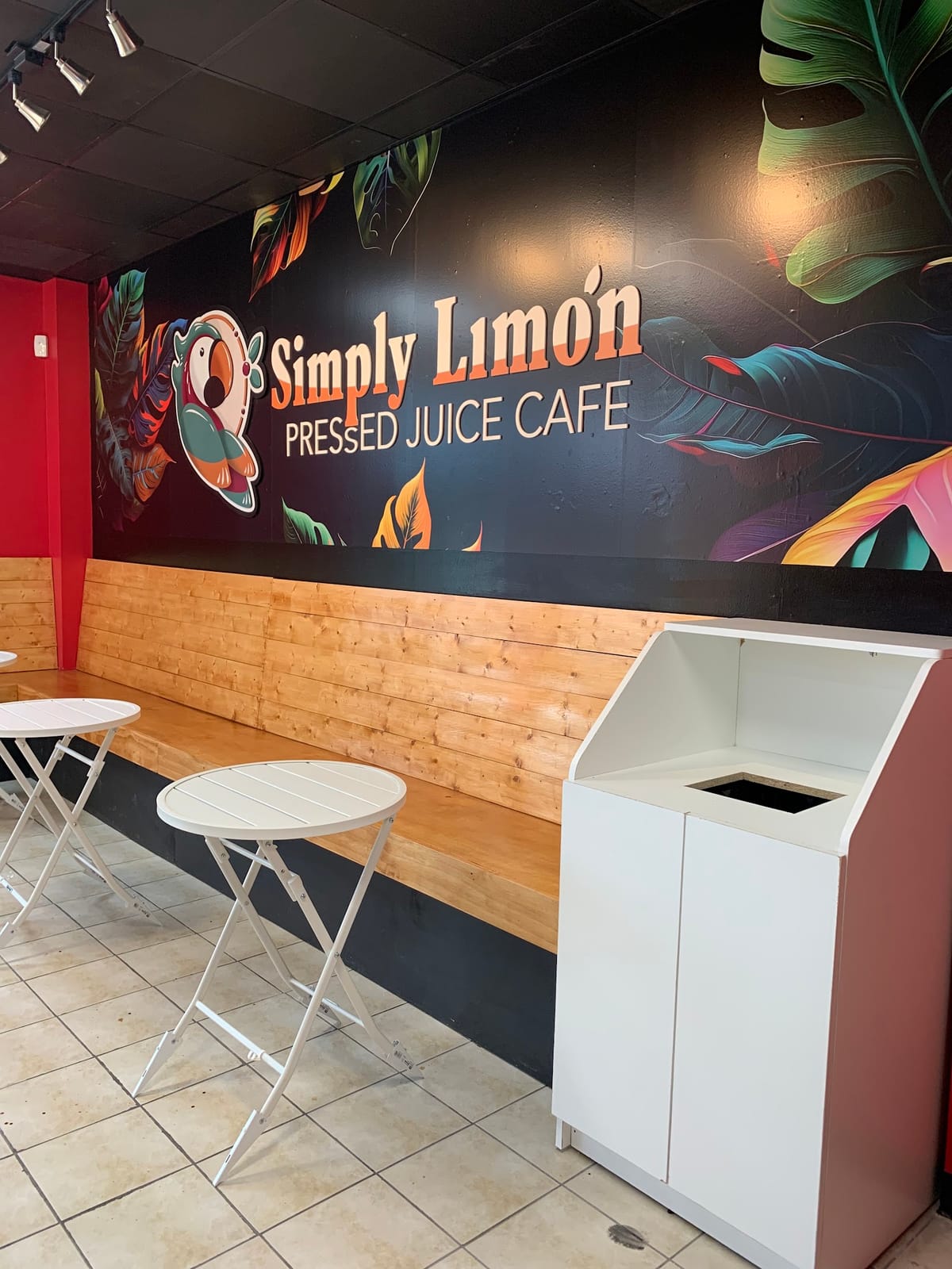 Simply Limón Pressed Juice Cafe