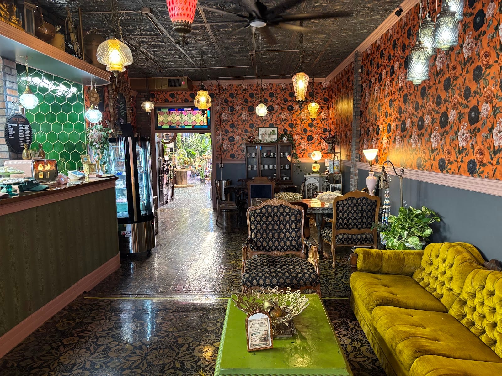 The Pearle of Plants & Coffee Garden