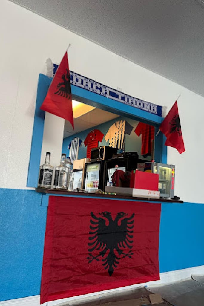 Kafe Tirona photo 7