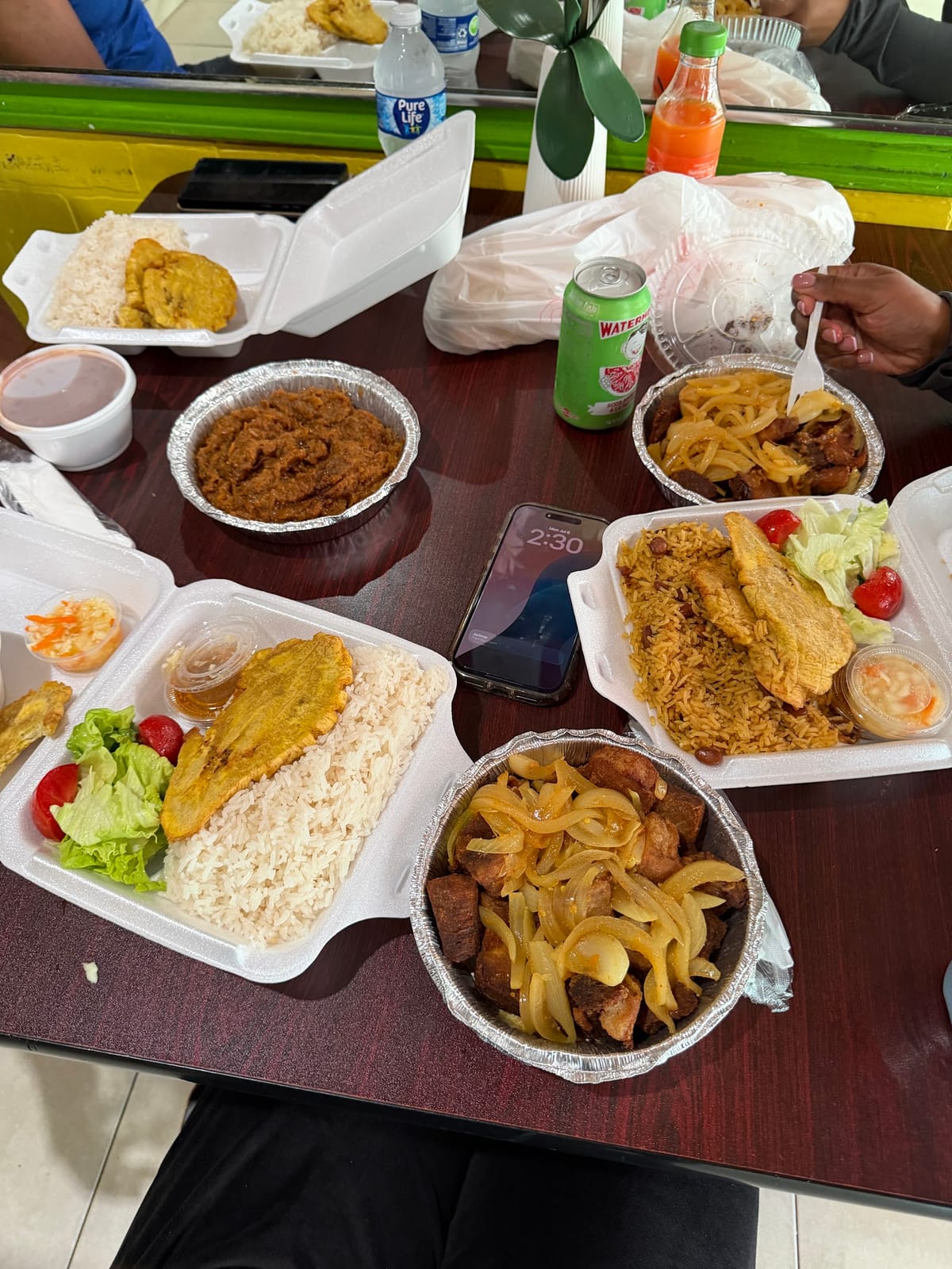 Le Jardin Caribbean Cafe