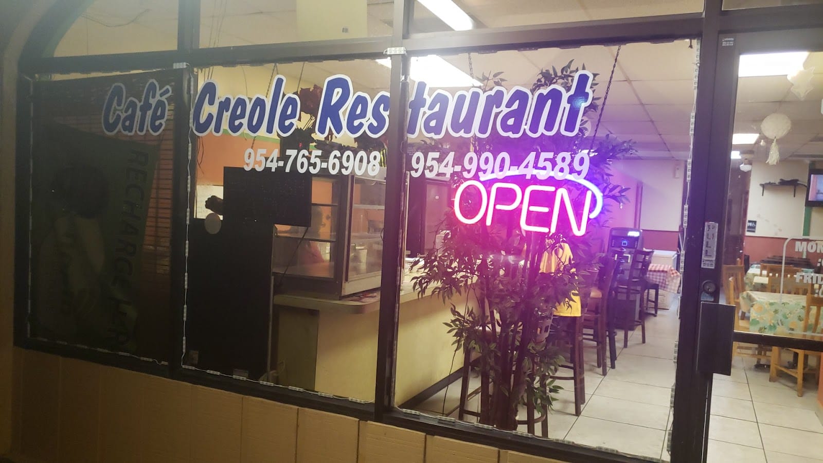 Wil Cafe Creole