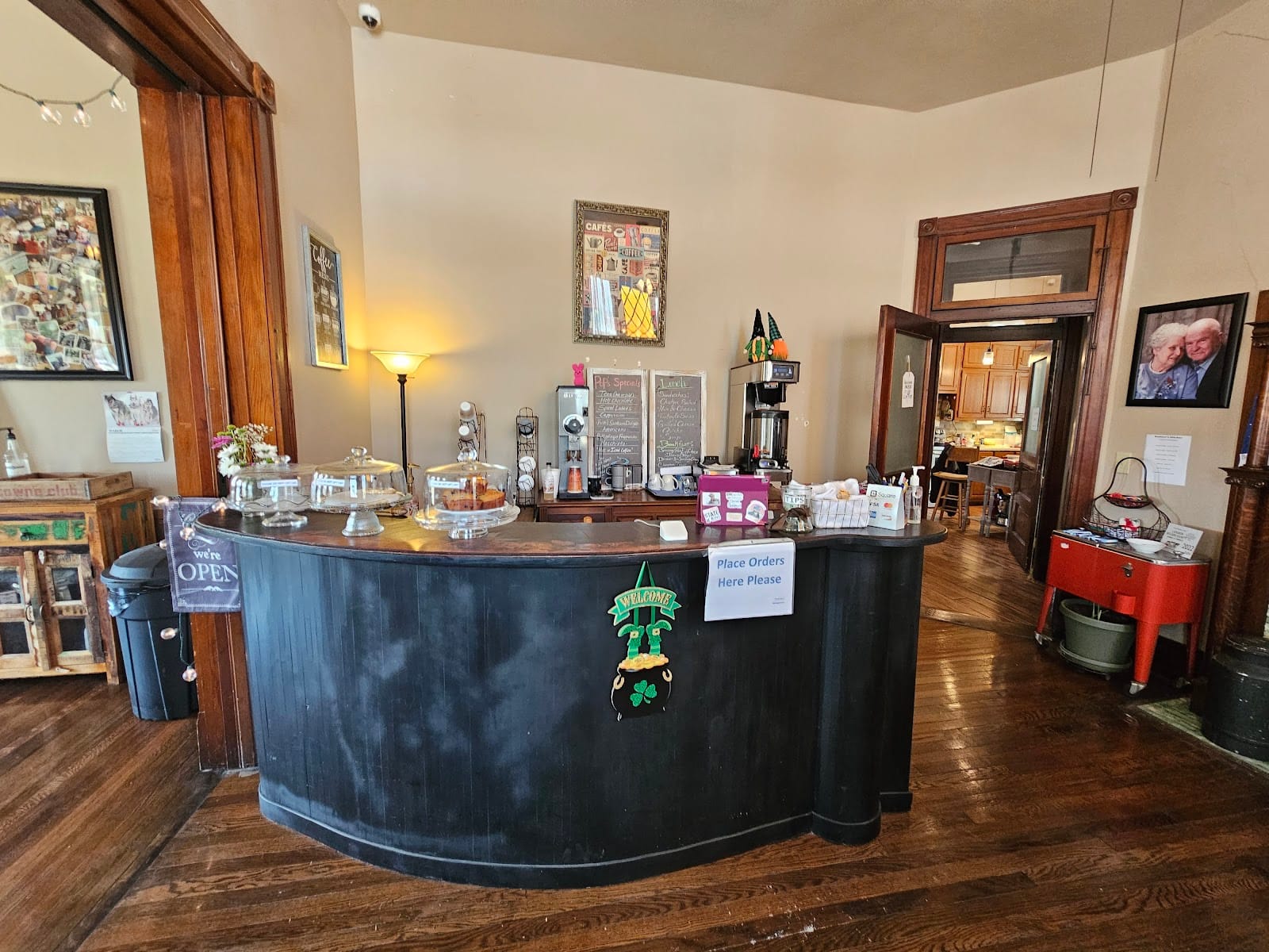 Pop’s Coffee Shop
