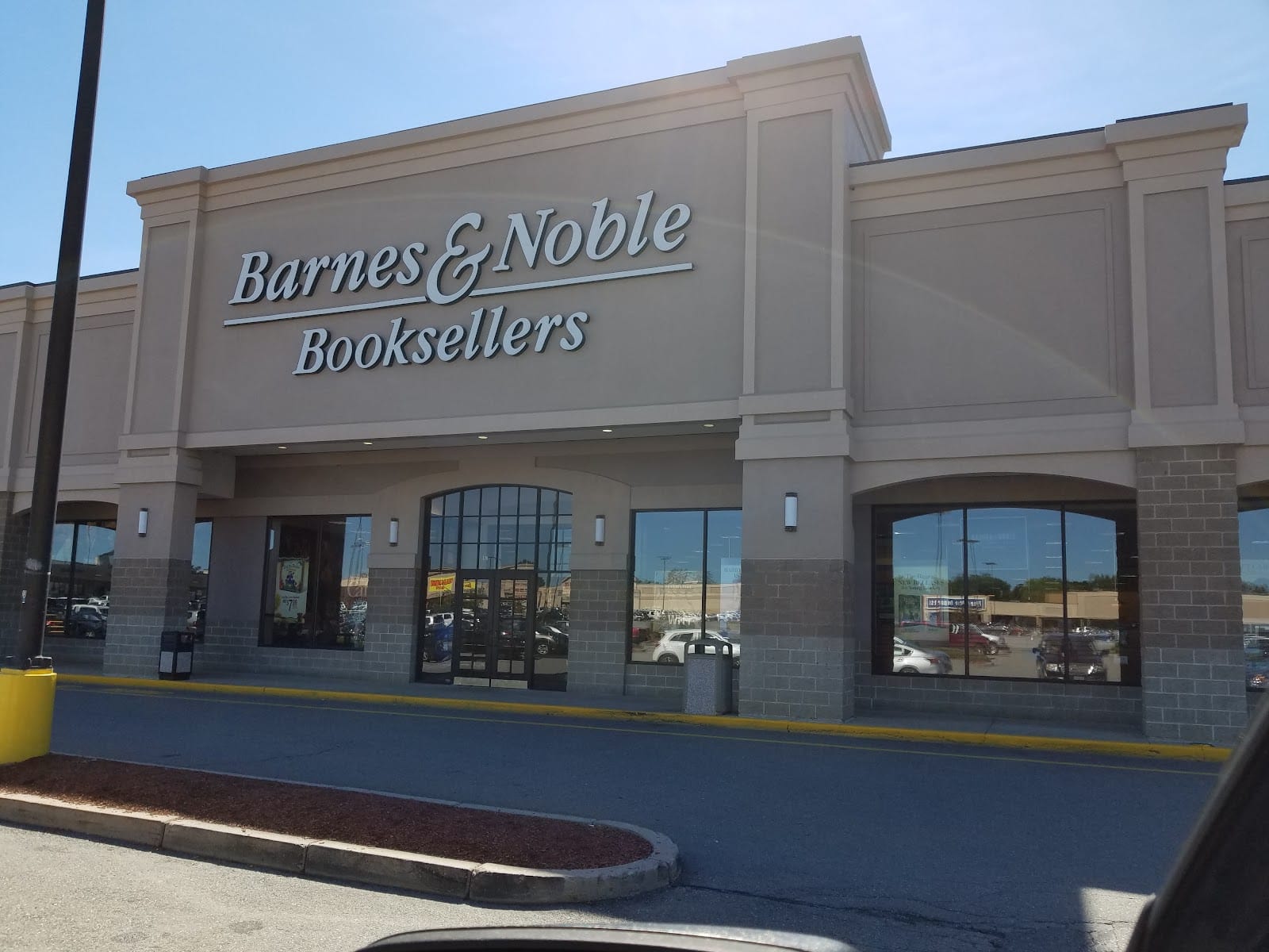 Barnes & Noble