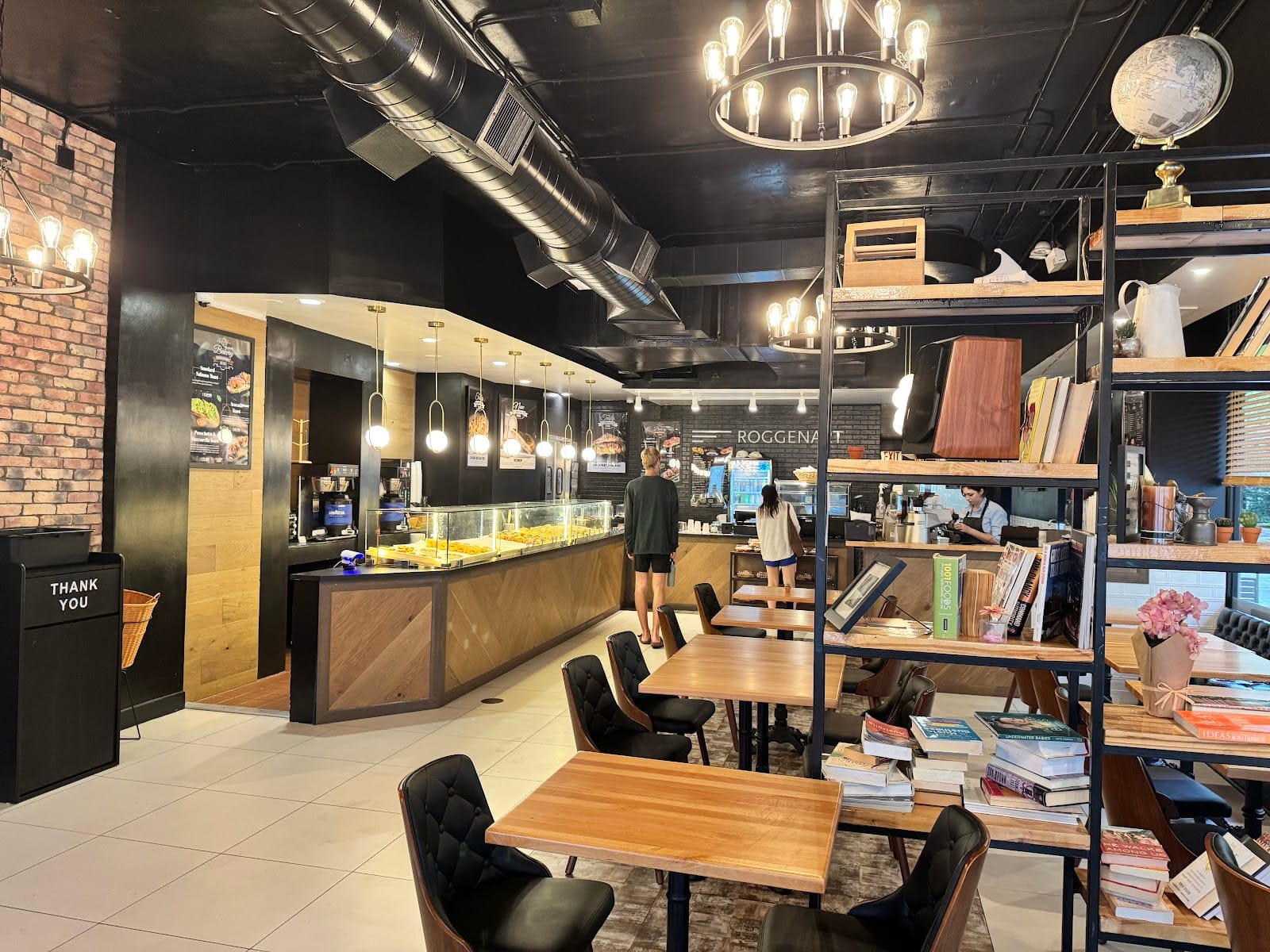 Roggenart European Bakery, Bistro & Cafe