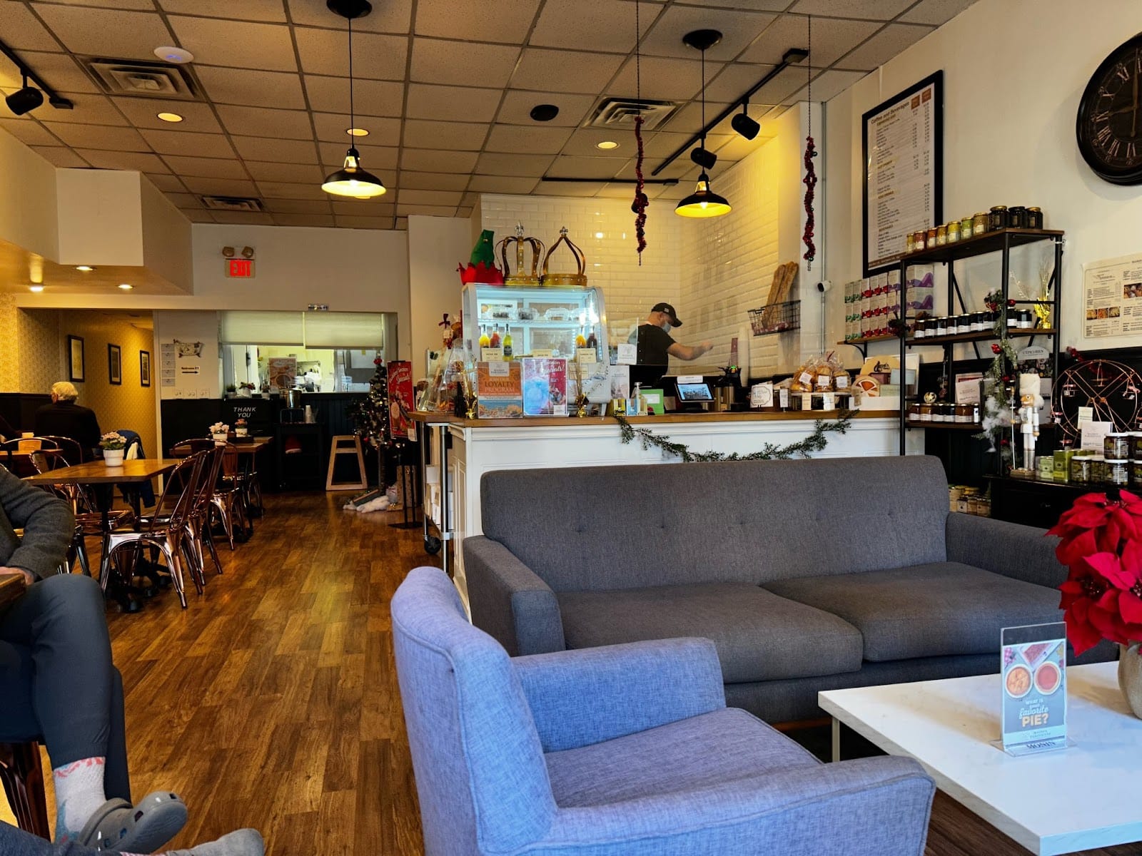 Maison Parisienne - French Café Clark St