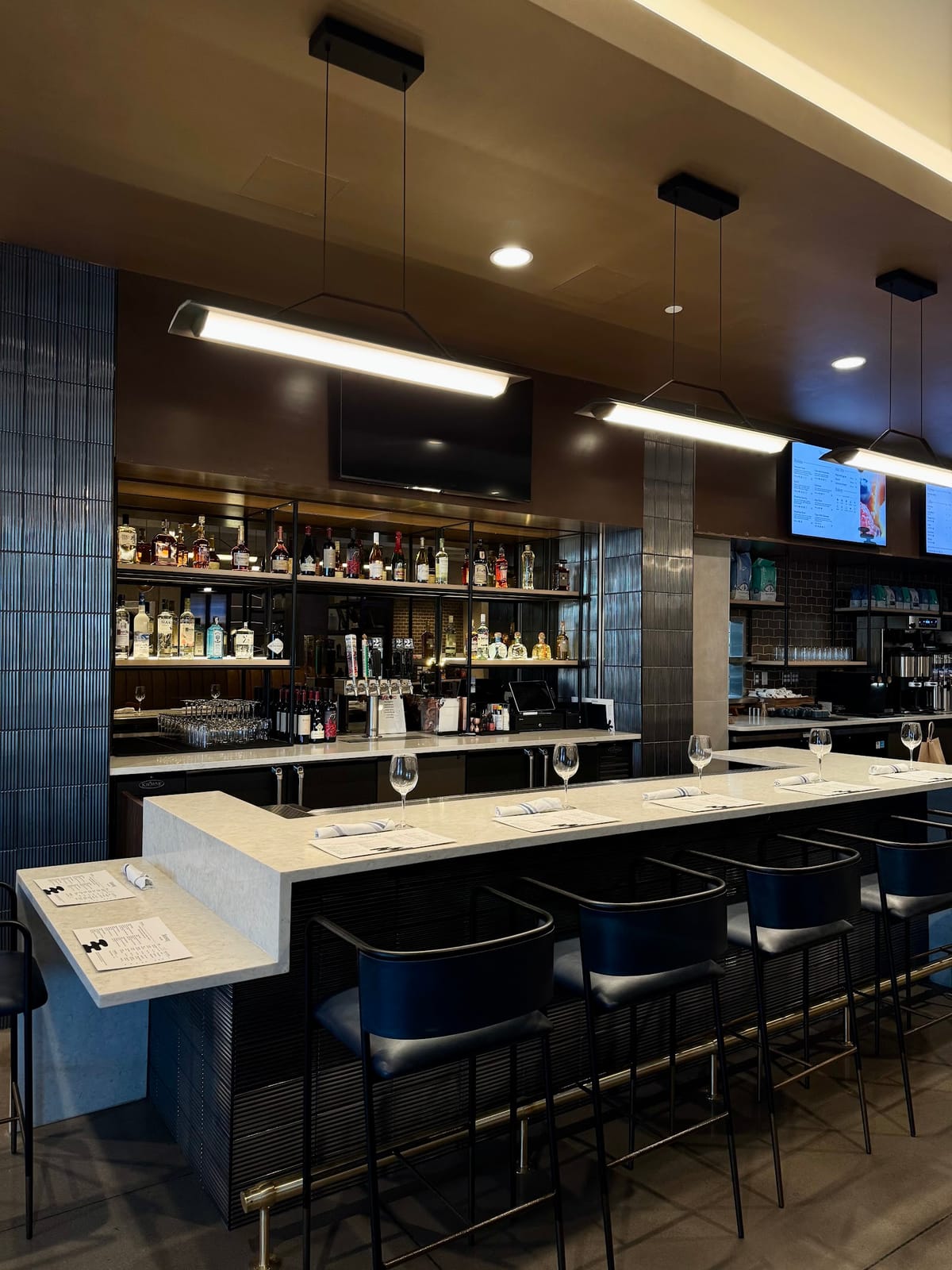 Moonsong Bar + Cafe