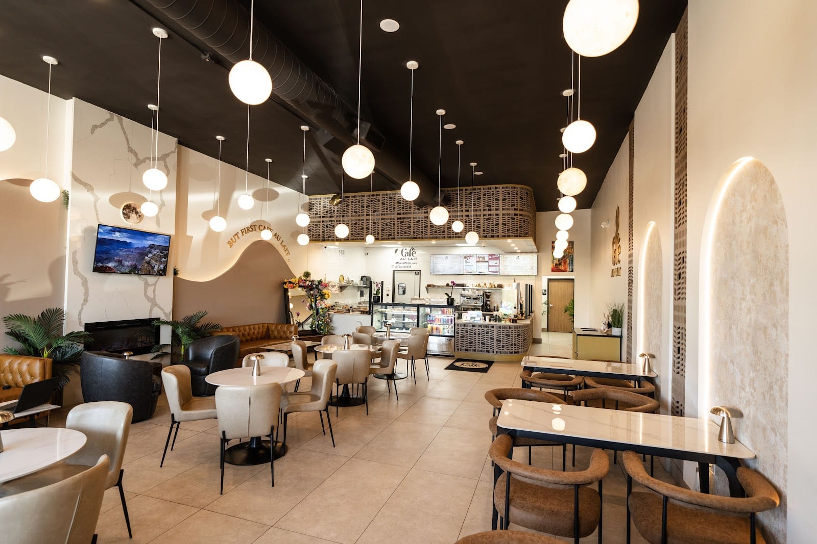 Café Au Lait - Livonia