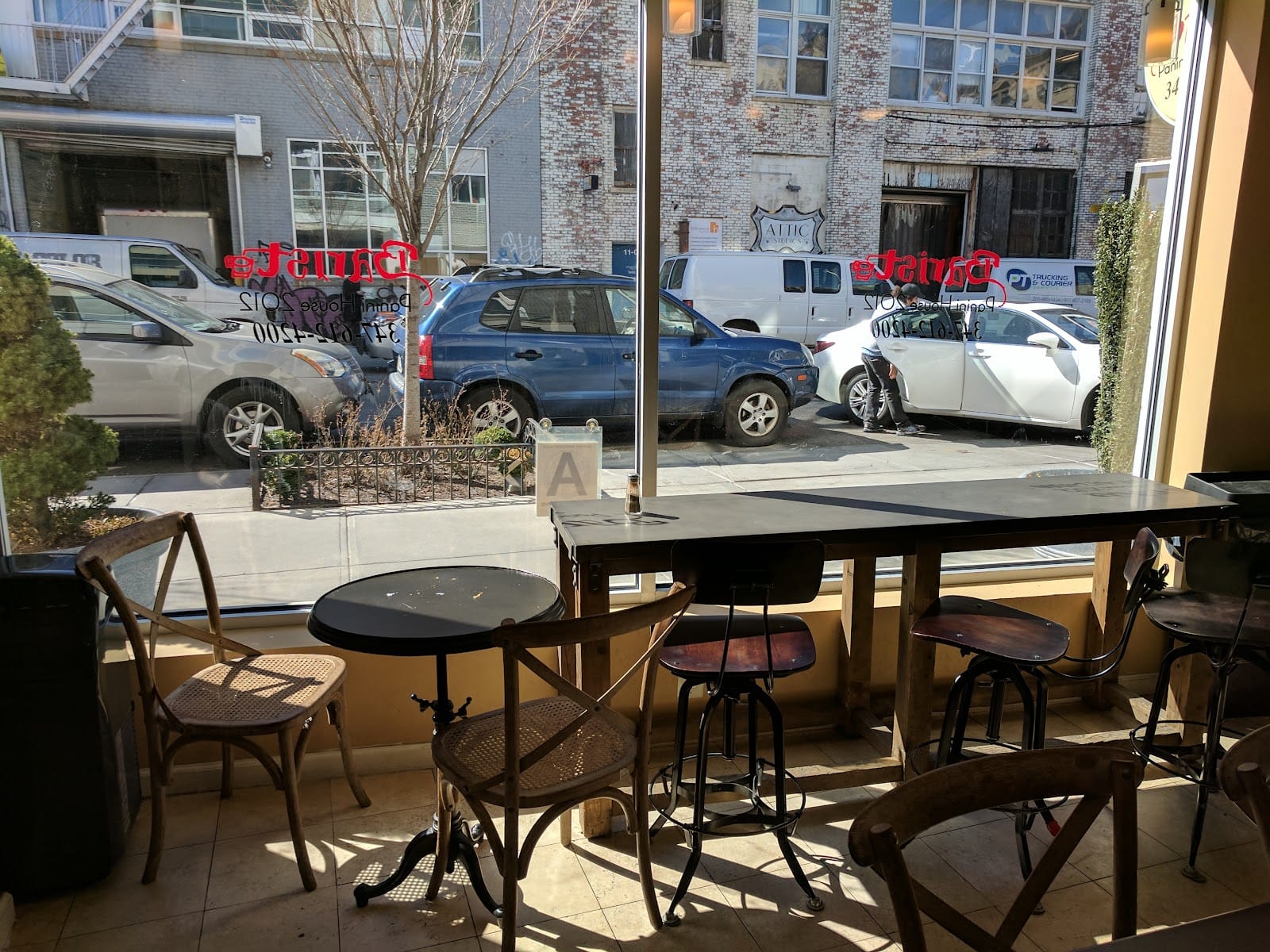 LM Cafe