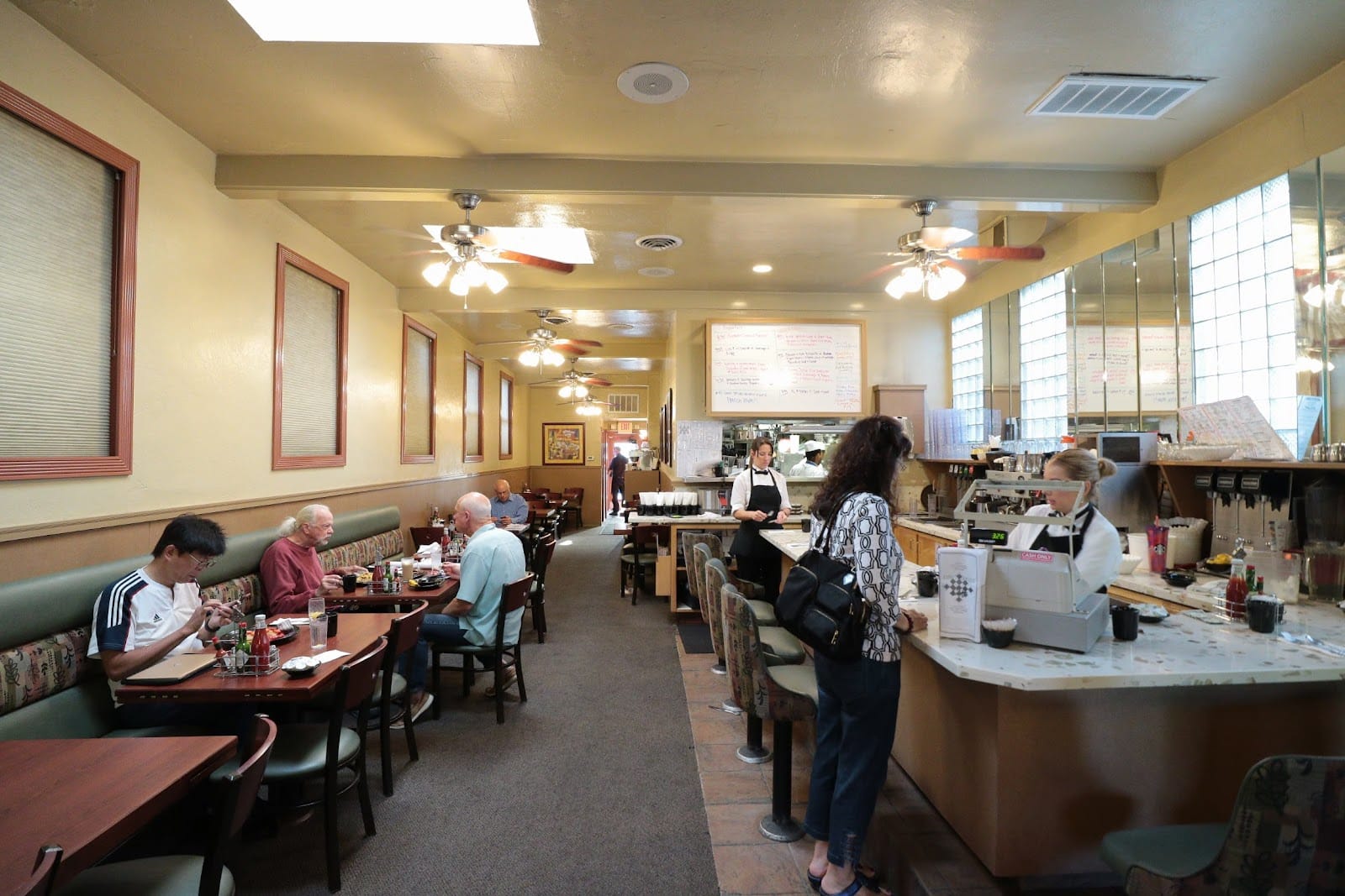 Los Gatos Cafe Downtown