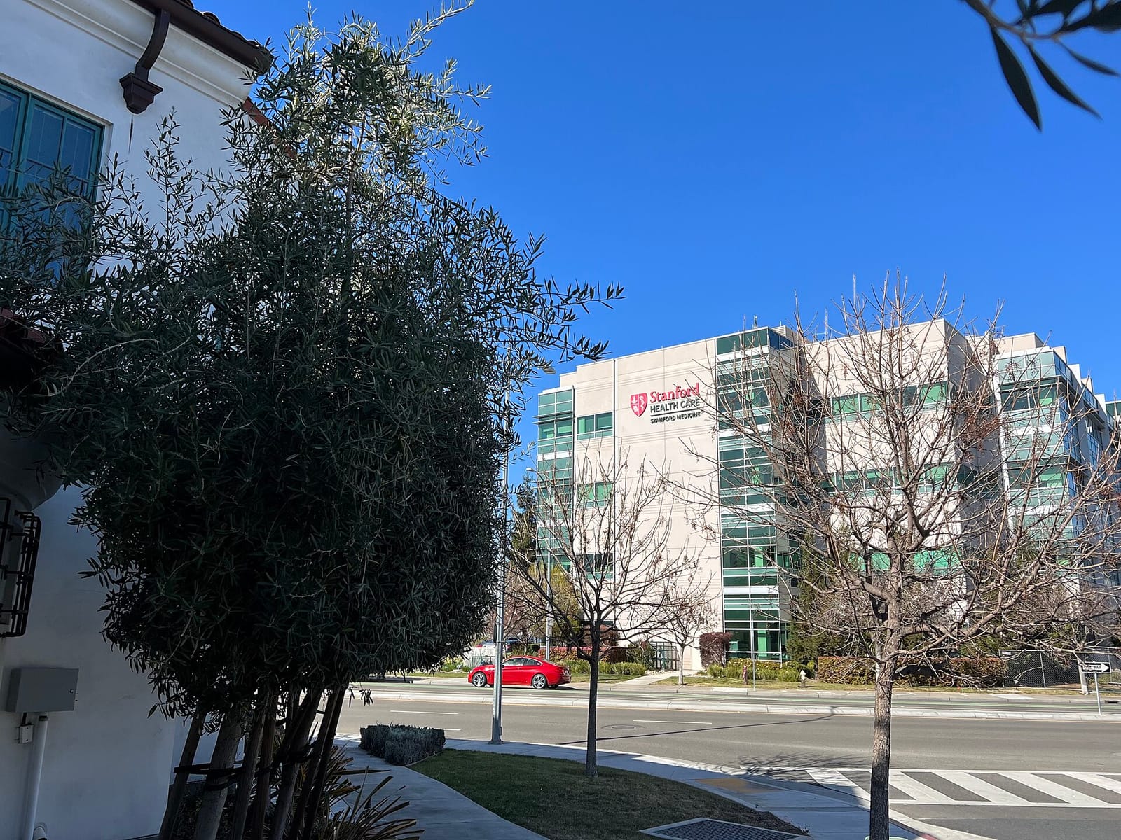 ZoomCaffe Stanford Cancer Center South Bay photo 5