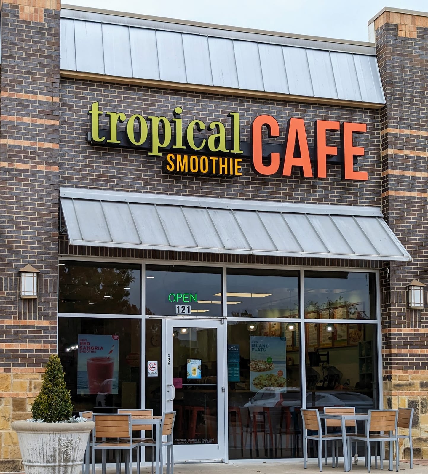 Tropical Smoothie Cafe