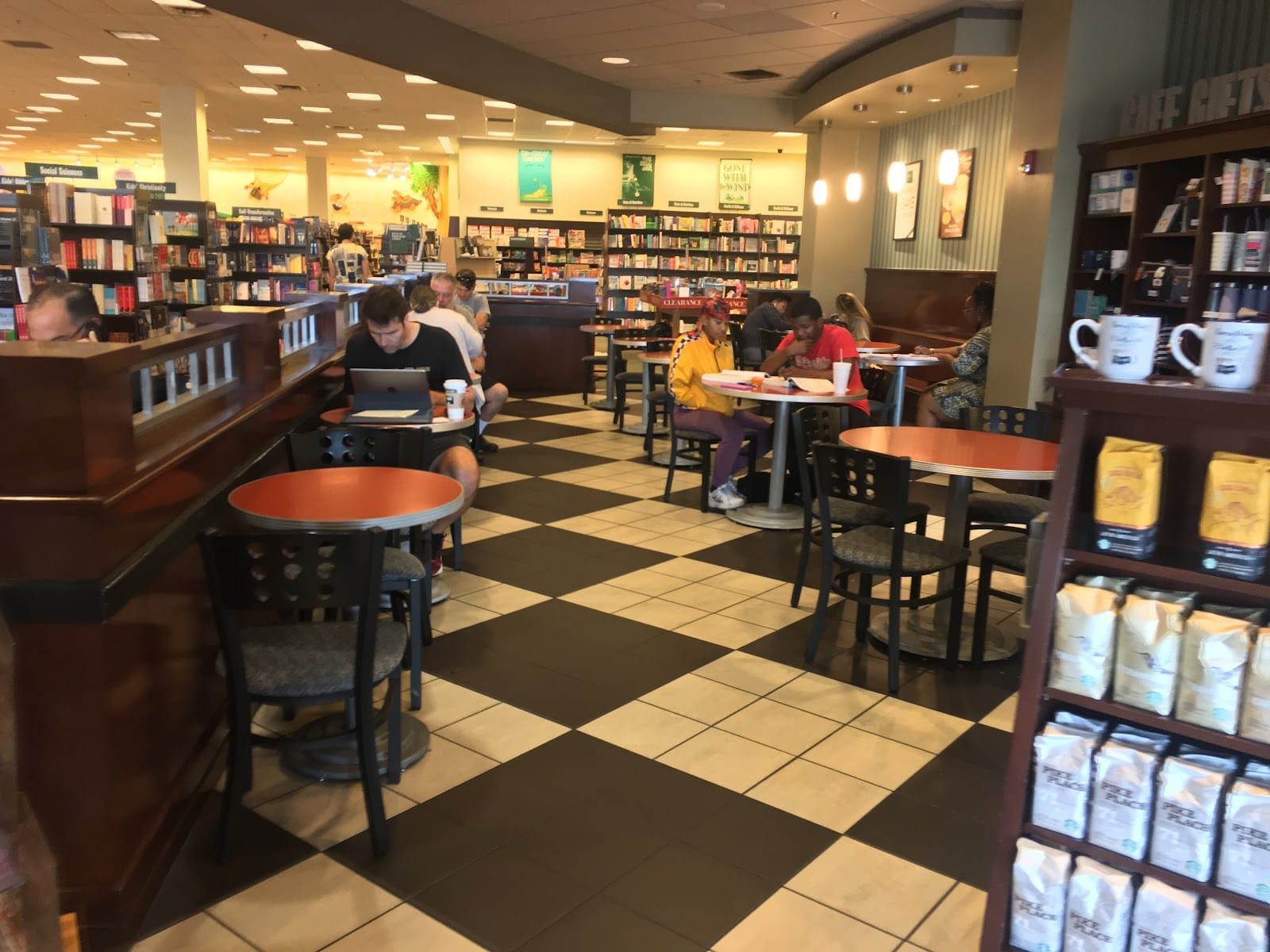 Barnes & Noble Cafe