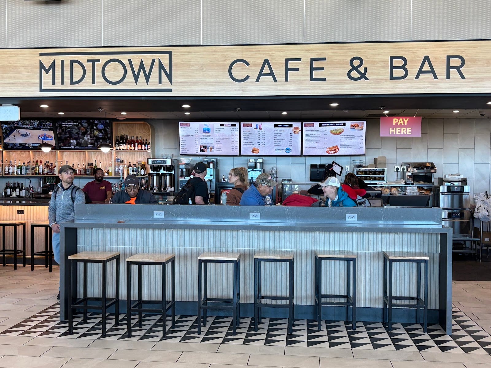 Midtown Cafe & Bar