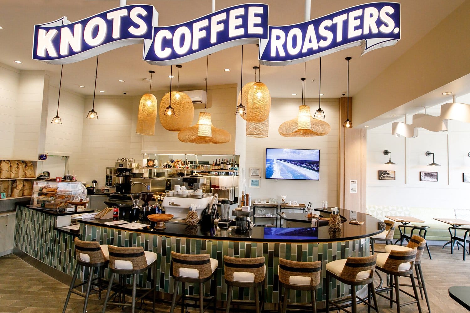 Knots Coffee Roasters. at Queen Kapiolani Hotel photo 2