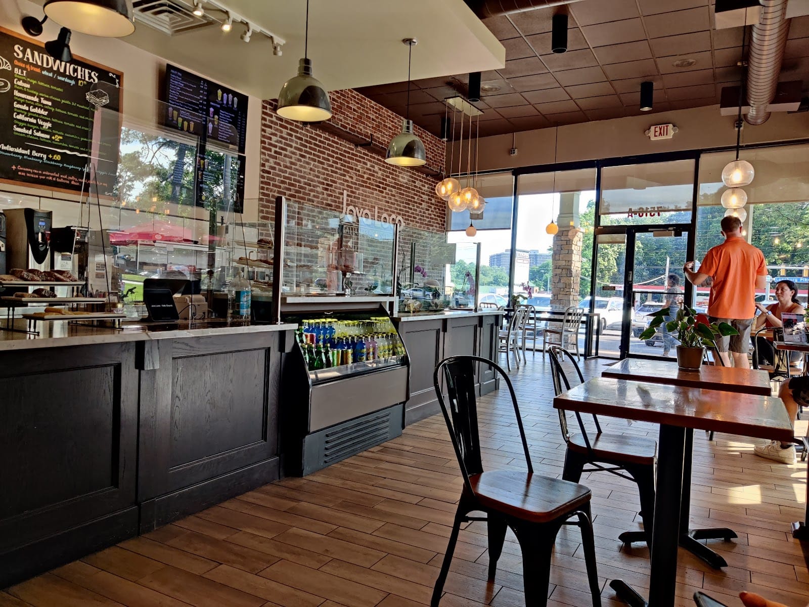 Java Loco Coffee & Bubble Tea - Tysons Station