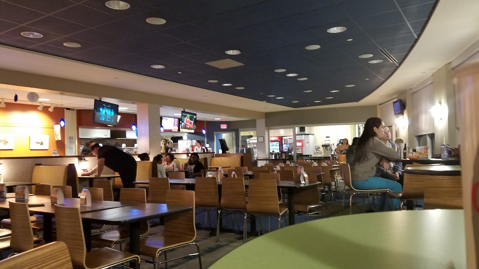 WOW Cafe
