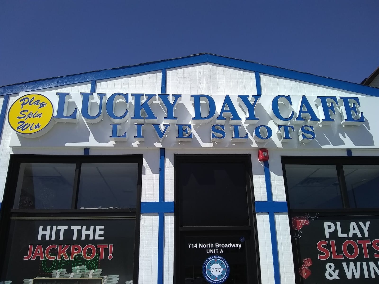 Lucky Day Gaming Cafe