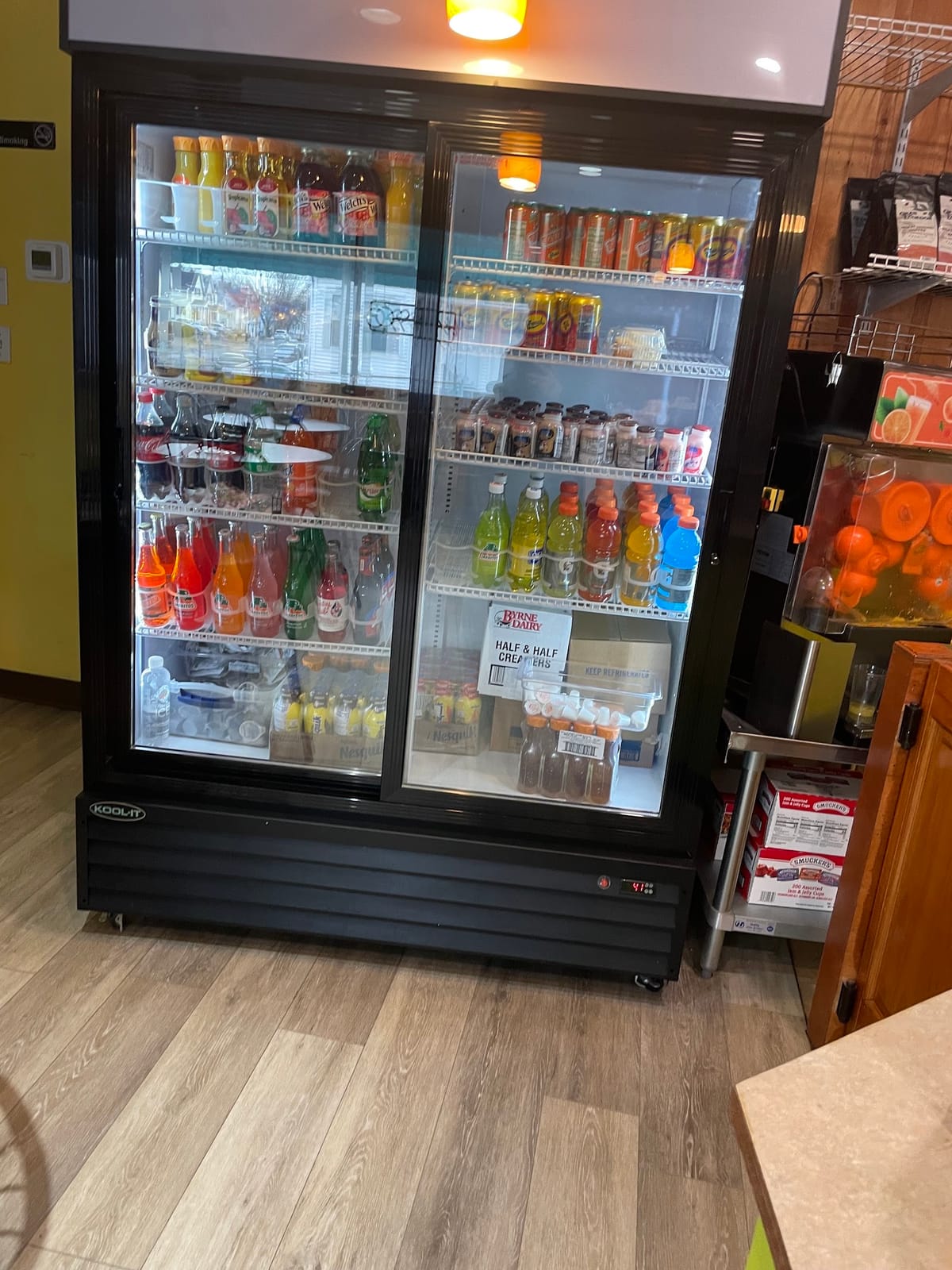 LJ’s Cafe