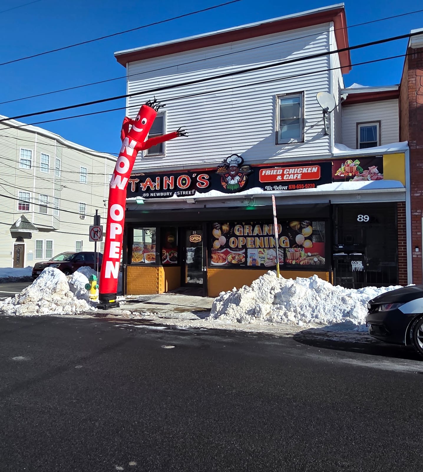 Taino's Fried Chicken & Cafe