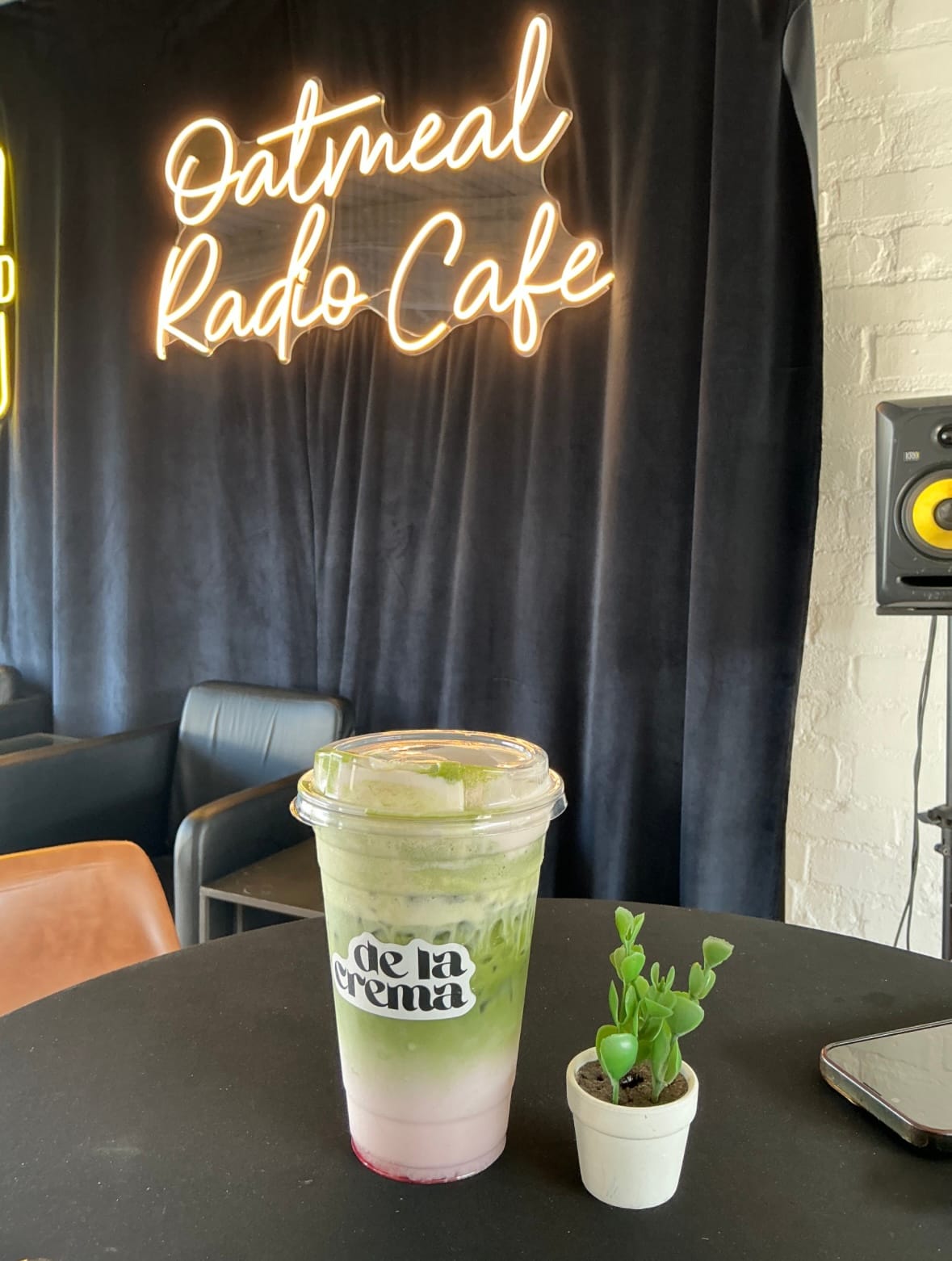 De la Crema Coffee Shop