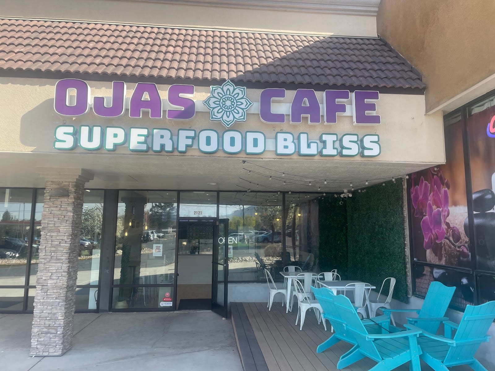 Ojas Cafe of Sandy