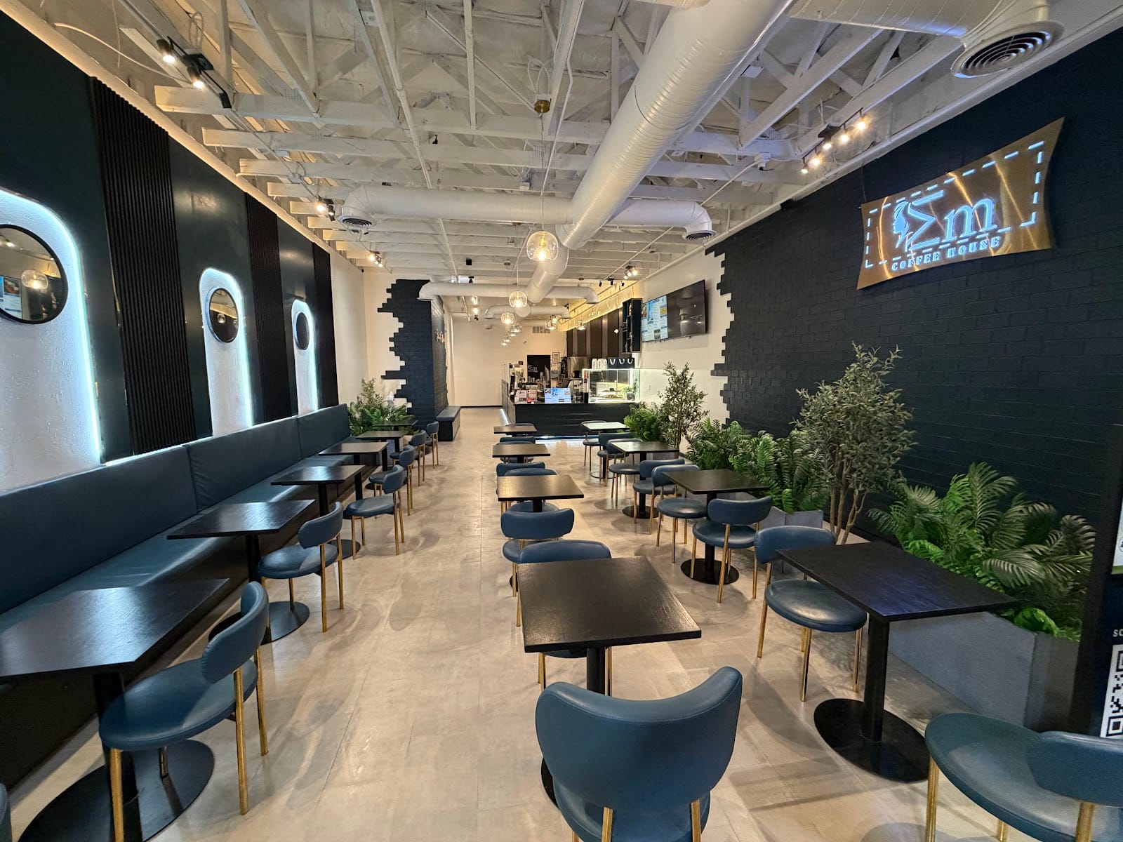 Em Coffee House - Mira Mesa